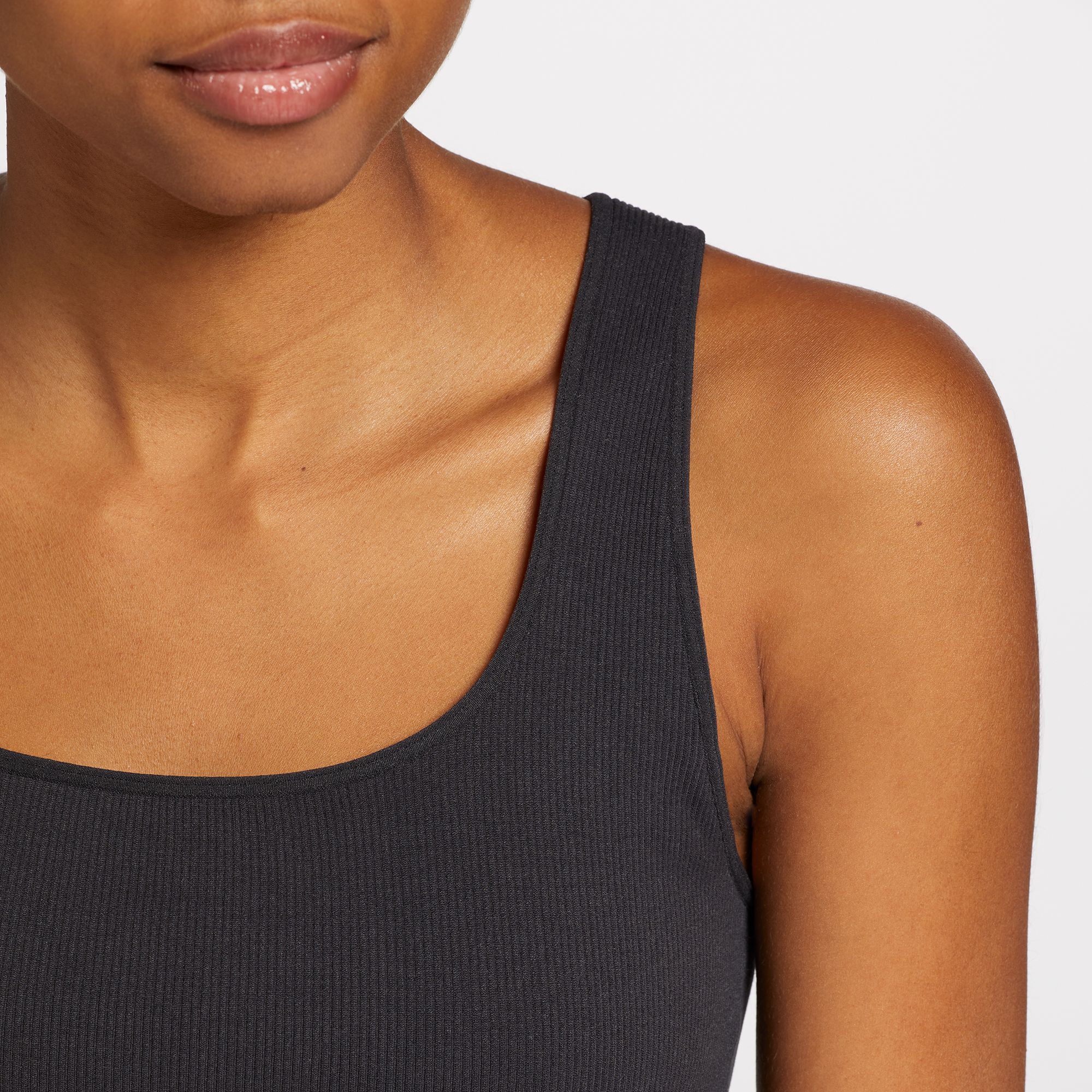 DSG Women's Momentum Seamless Cropped Tank Top product image