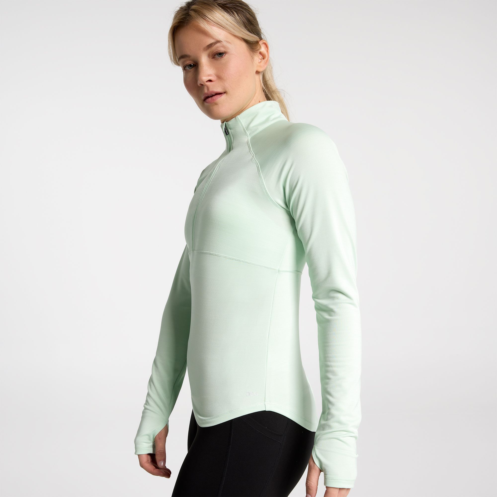 DSG Women's Movement 1/4 Zip product image