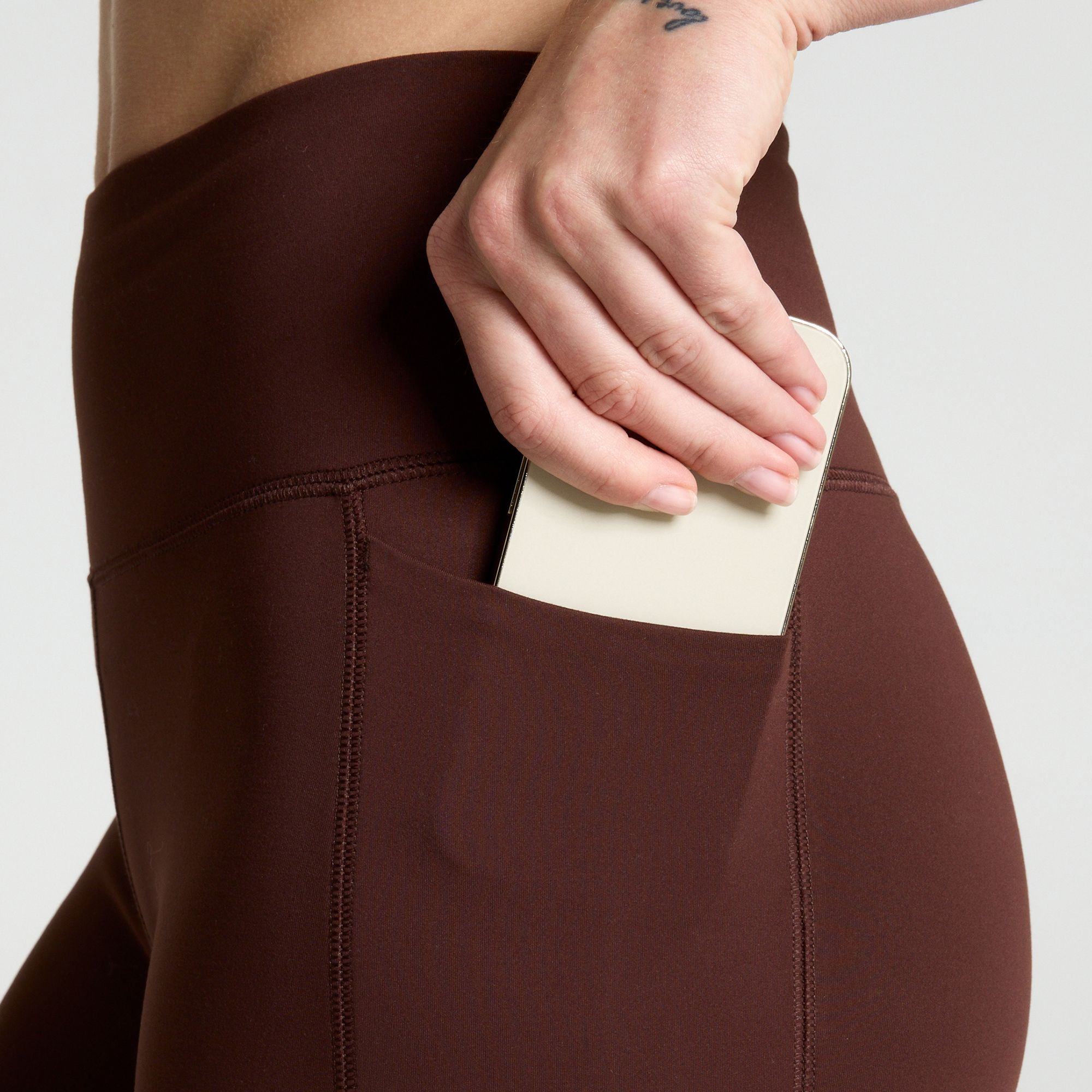 DSG Women's Momentum 5” Shorts product image
