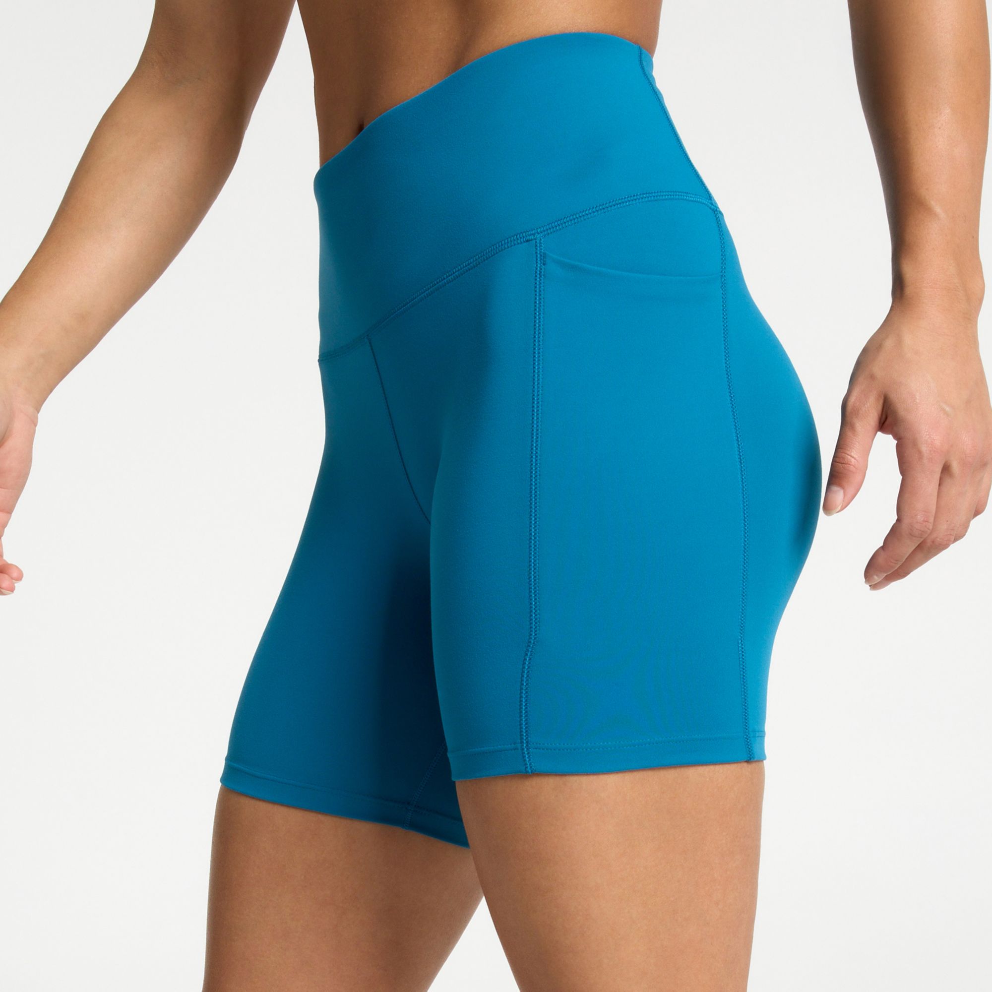 DSG Women's Momentum 5” Shorts product image