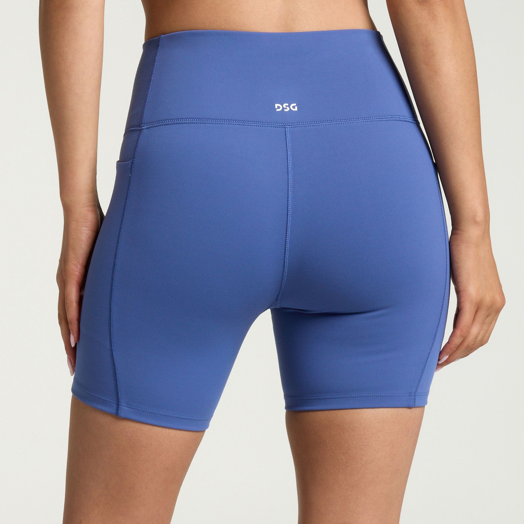 DSG Women's Momentum 5” Shorts product image
