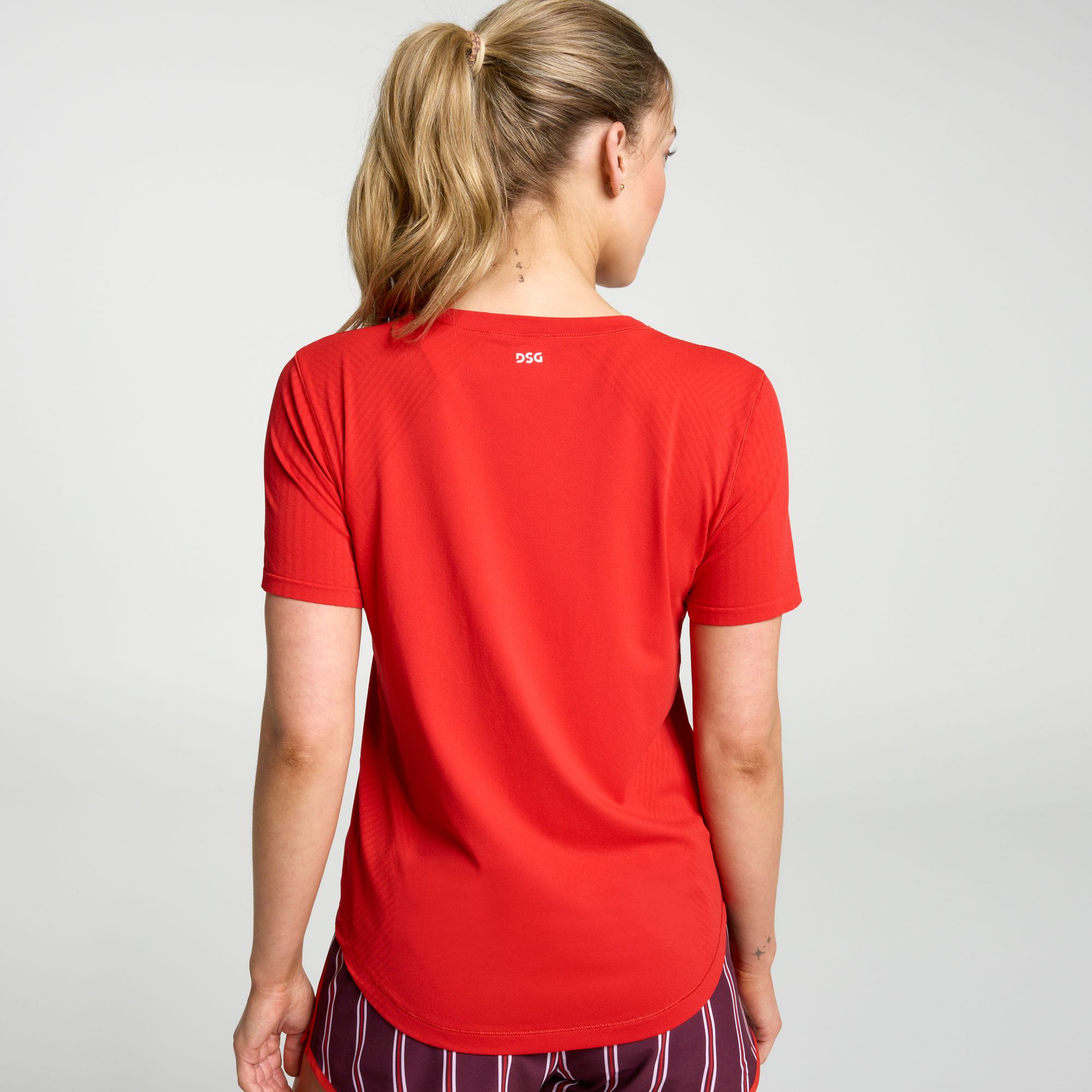DSG Women's Movement Seamless Tee product image