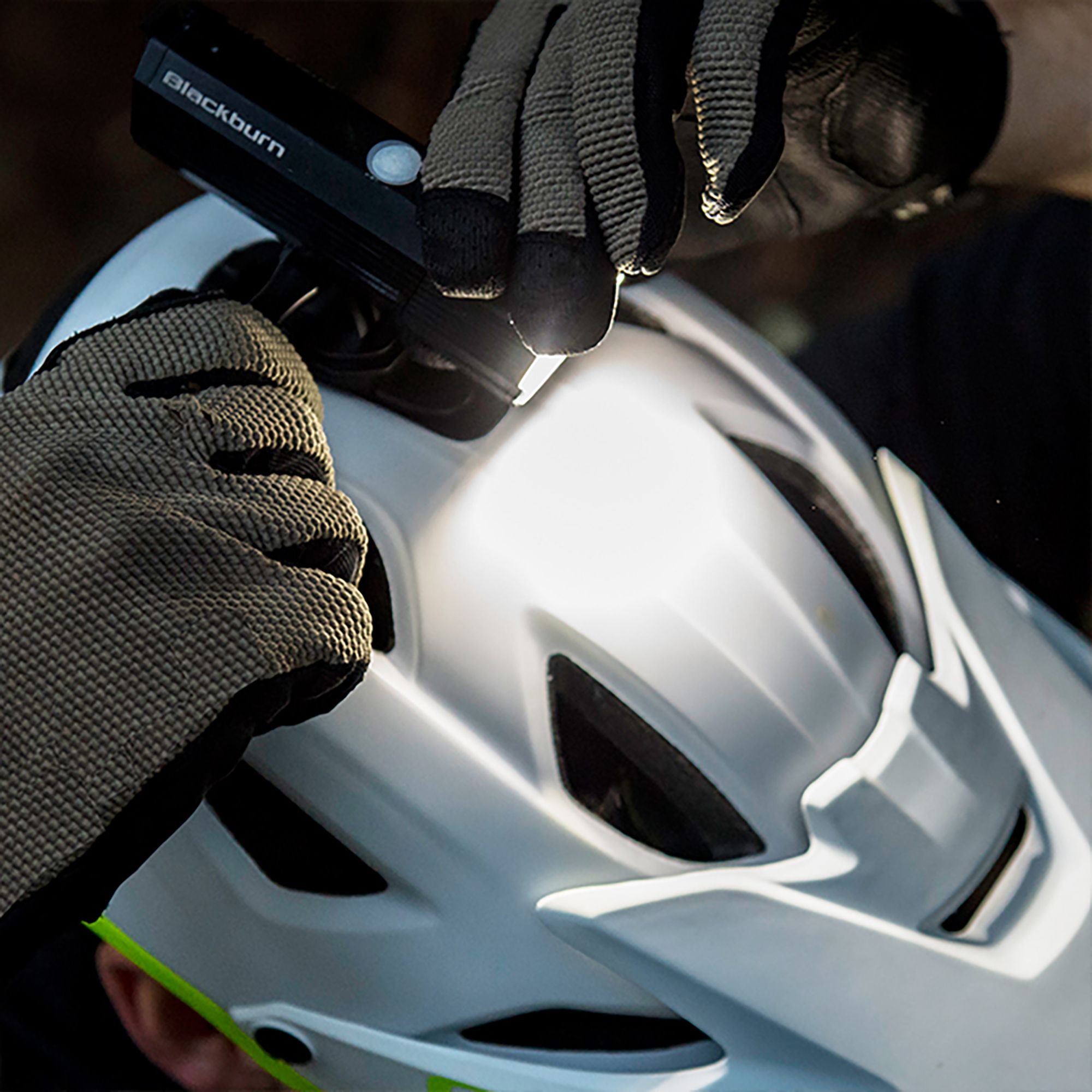 Blackburn Dayblazer 1500 Front Bike Light product image