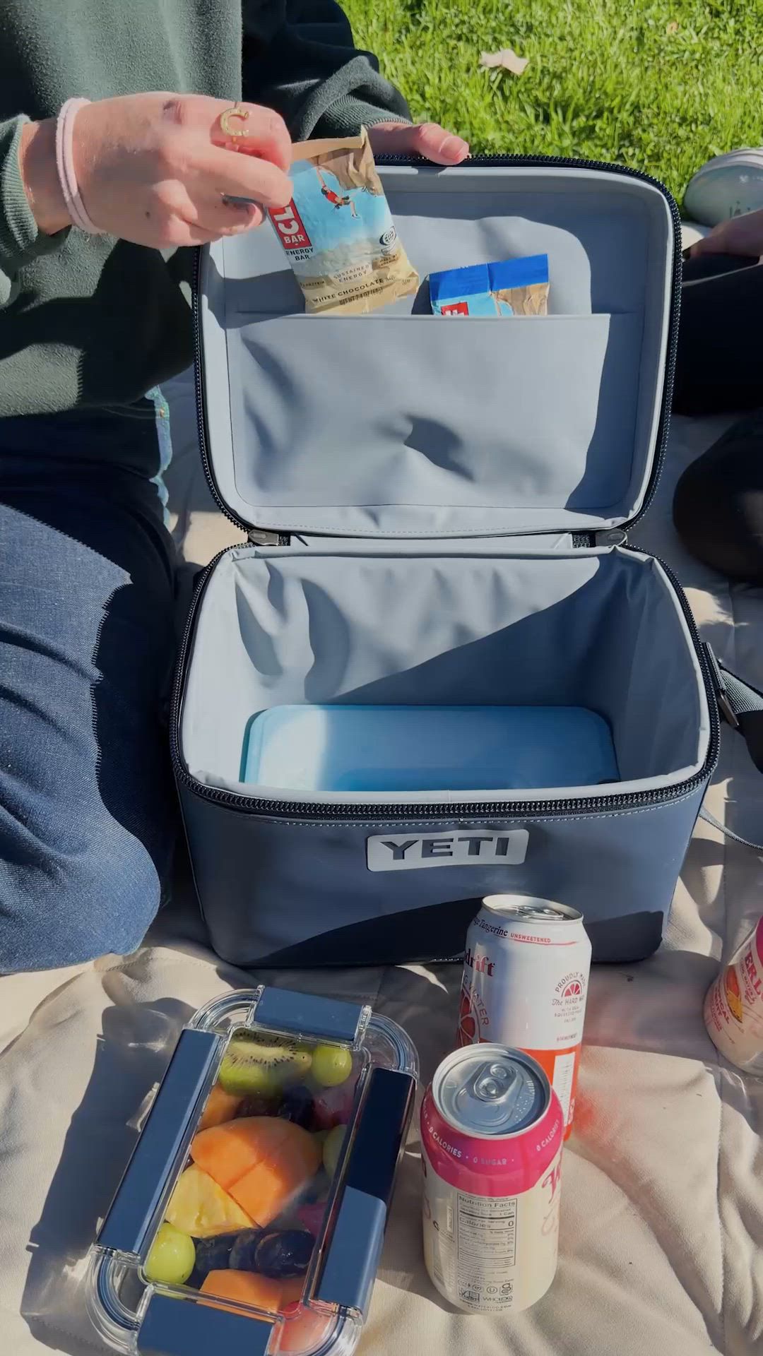 YETI Daytrip 9L Insulated Box product
