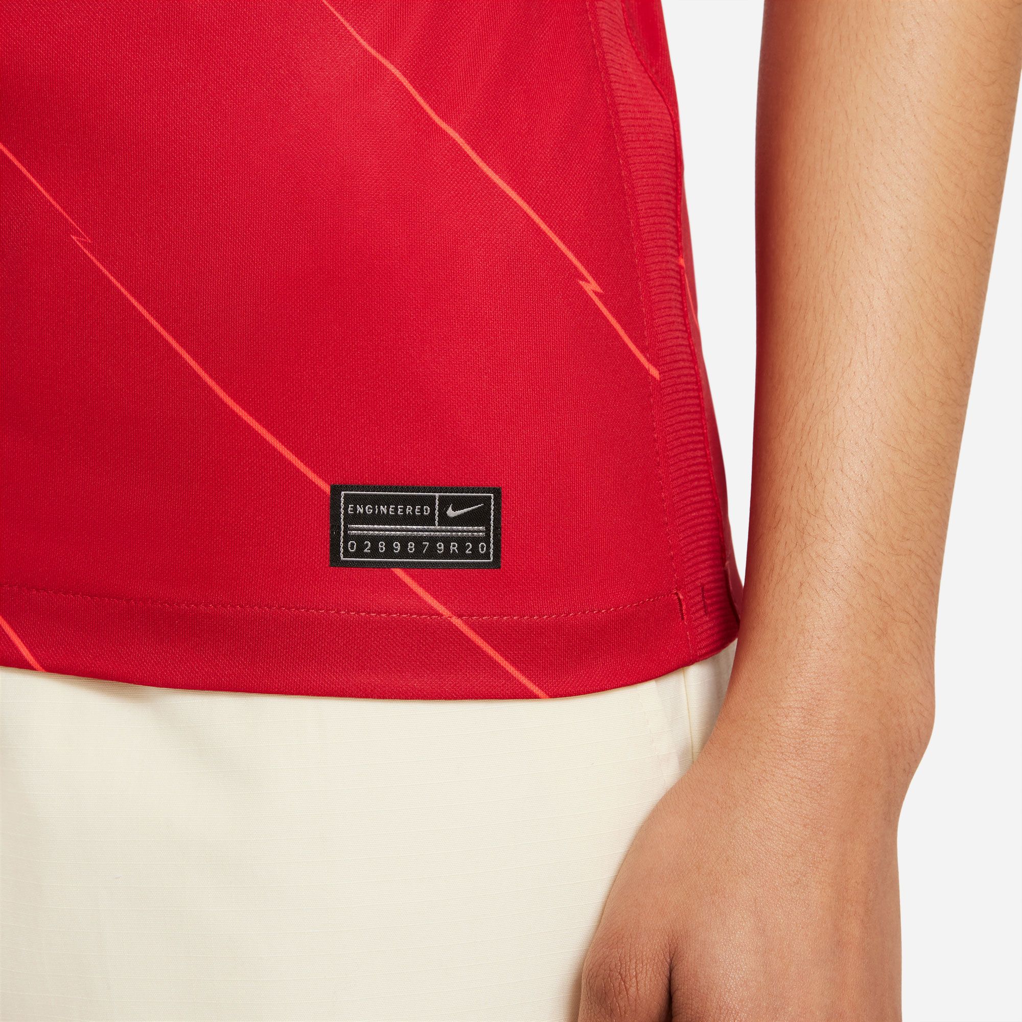 Nike Women's Liverpool '21 Breathe Stadium Home Replica Jersey product image