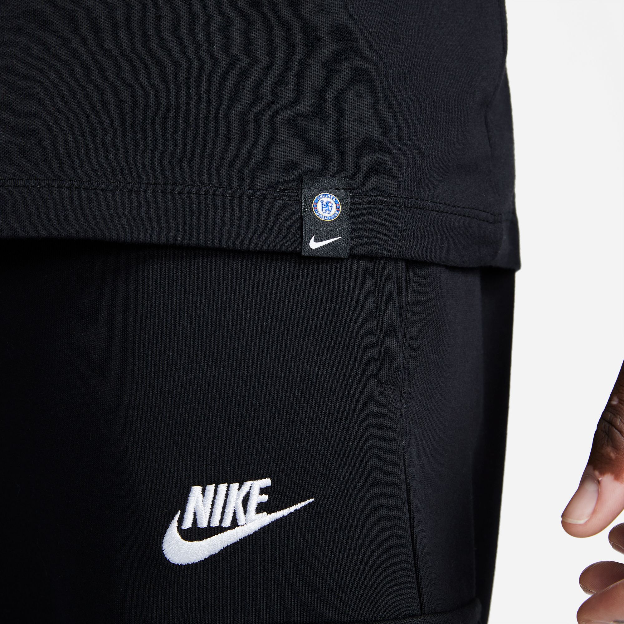 Nike Men's Chelsea FC Swoosh Black T-Shirt product image