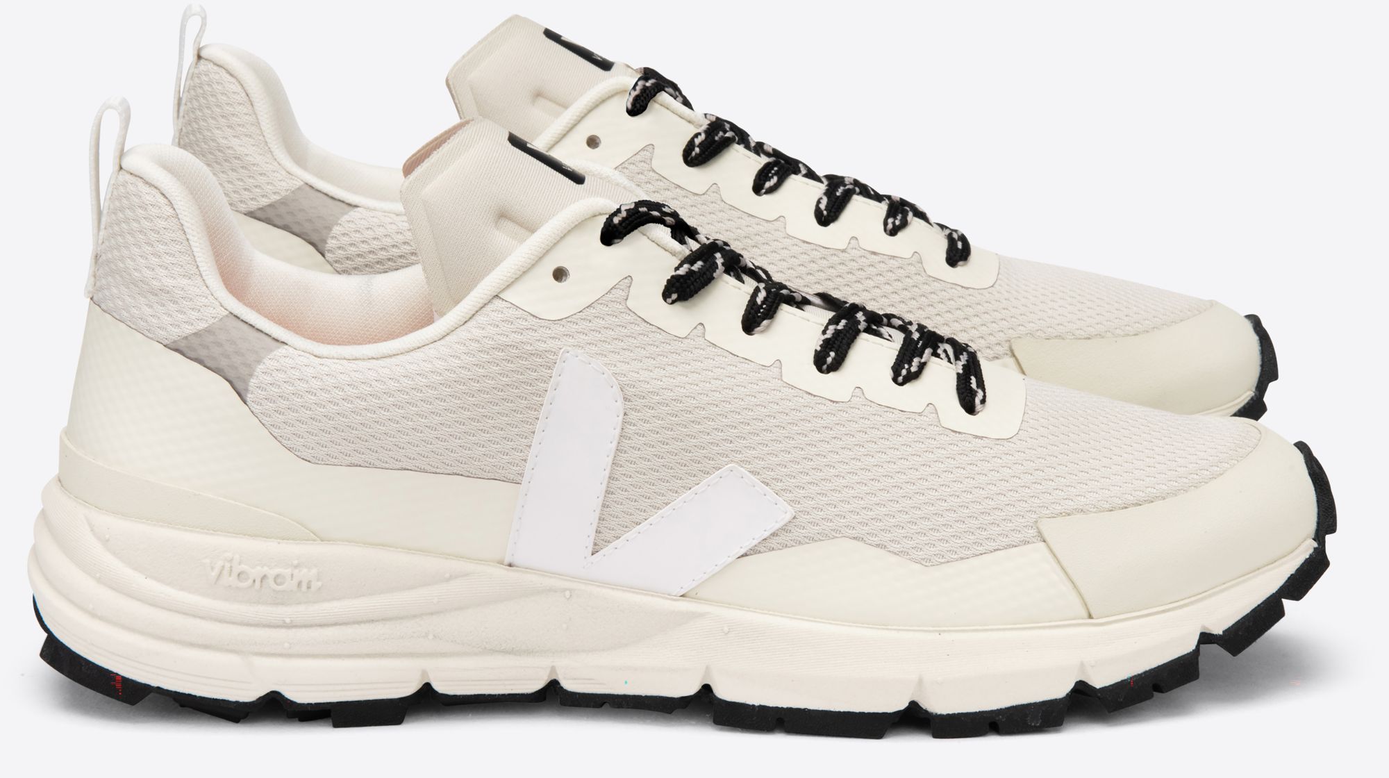 VEJA Women's Dekkan Shoes product image