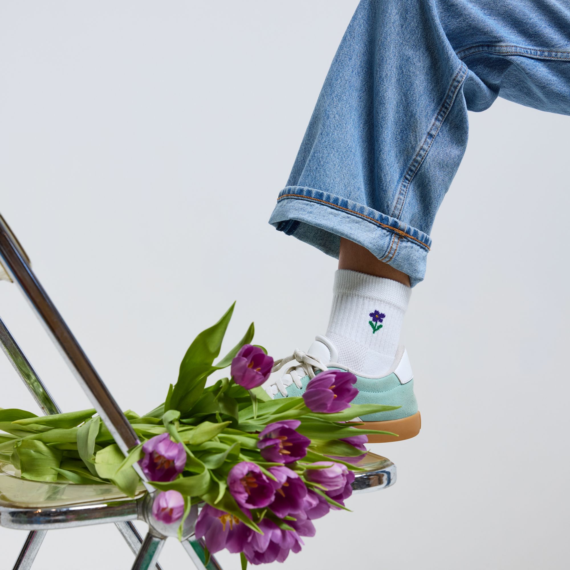 Del Campo Golf Violet Flower Golf Socks product image