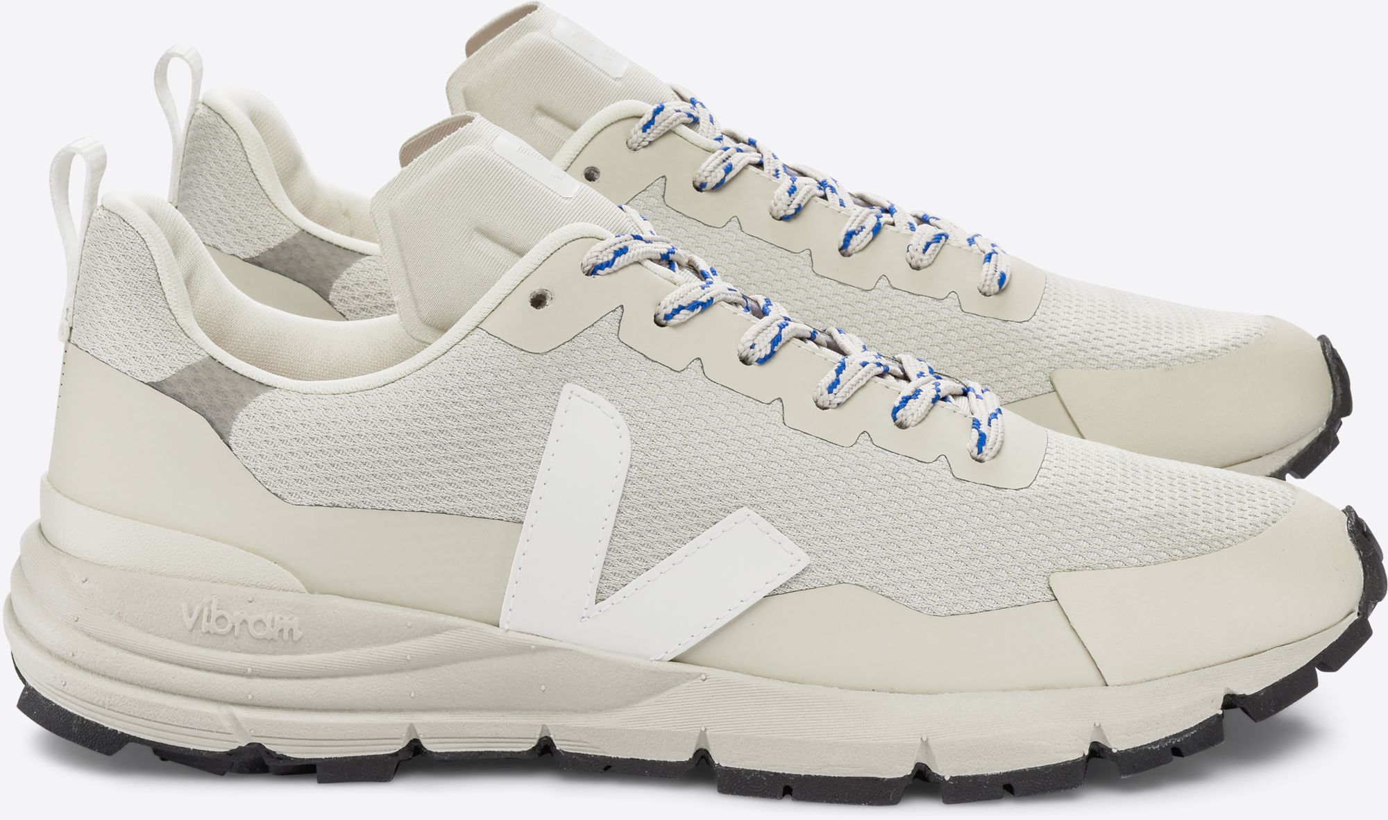 VEJA Women's Dekkan Shoes product image