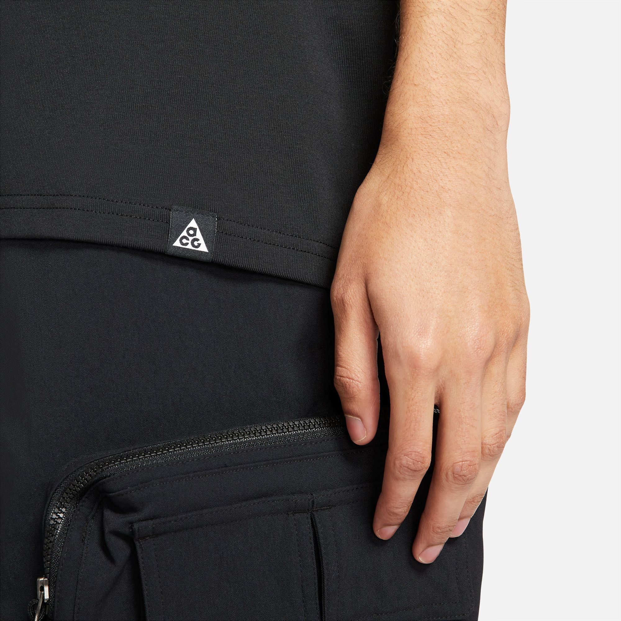 Nike Men's ACG Heavyweight T-Shirt product image