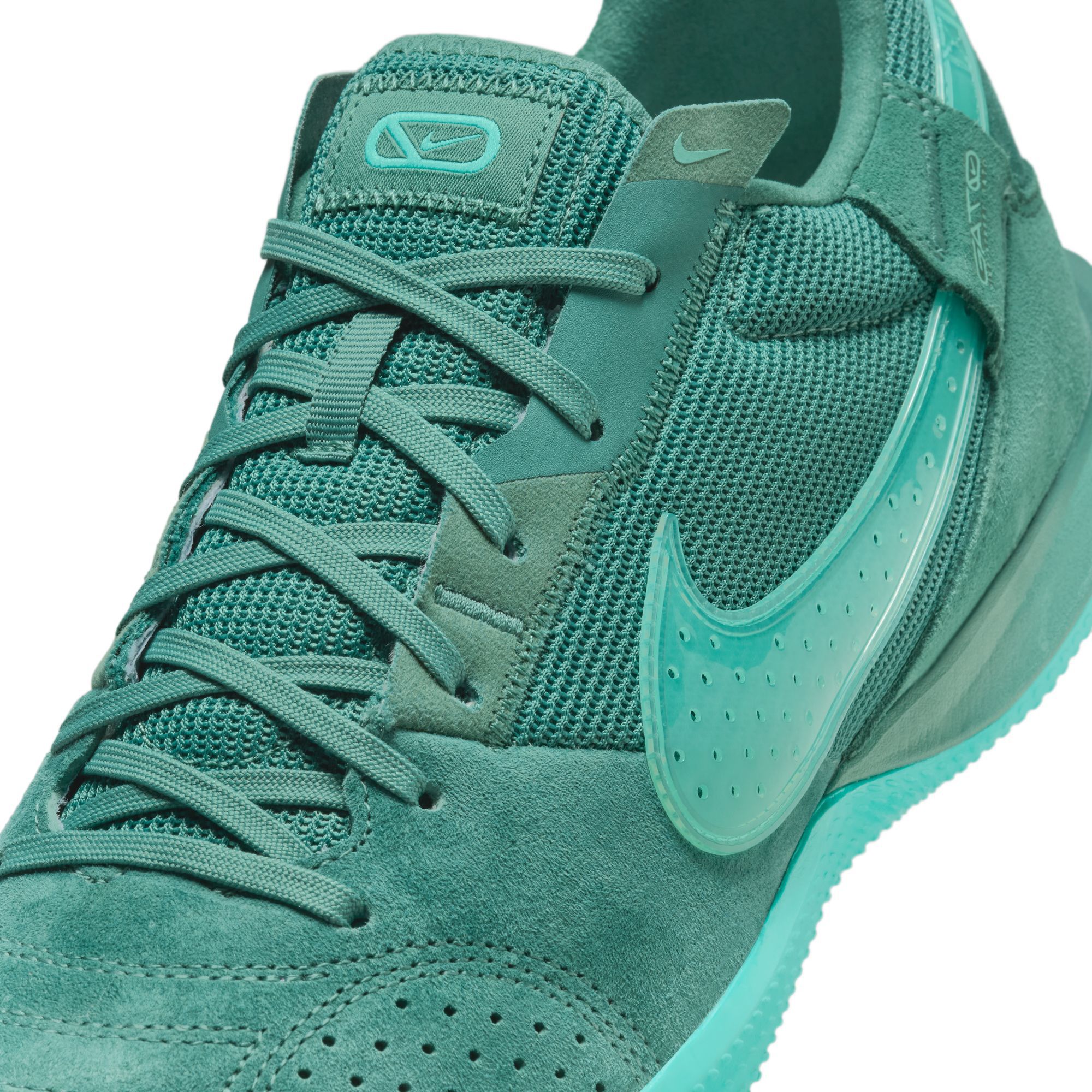 Nike Men's Streetgato Indoor Soccer Shoes product image