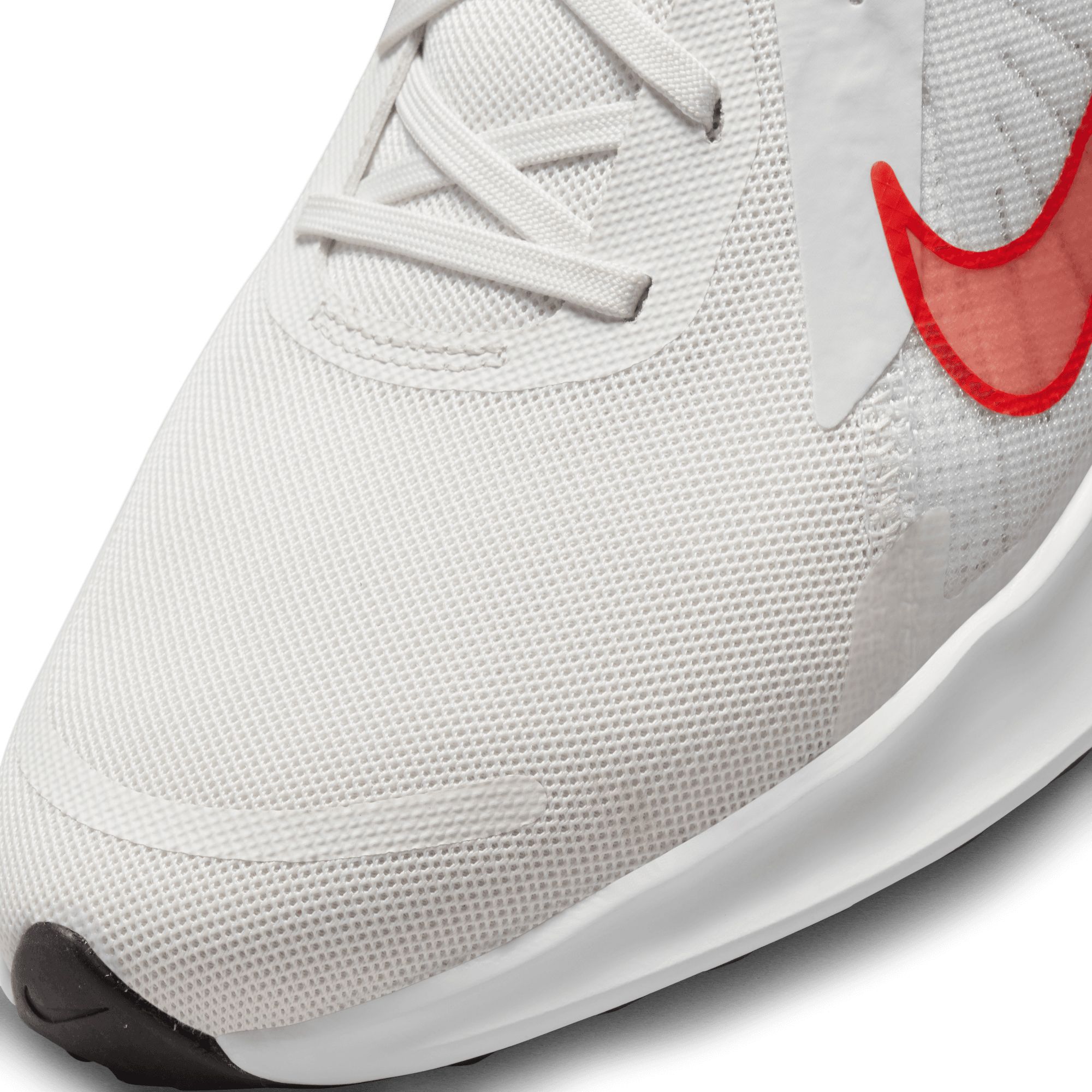 Nike Men's Quest 5 Running Shoes product image