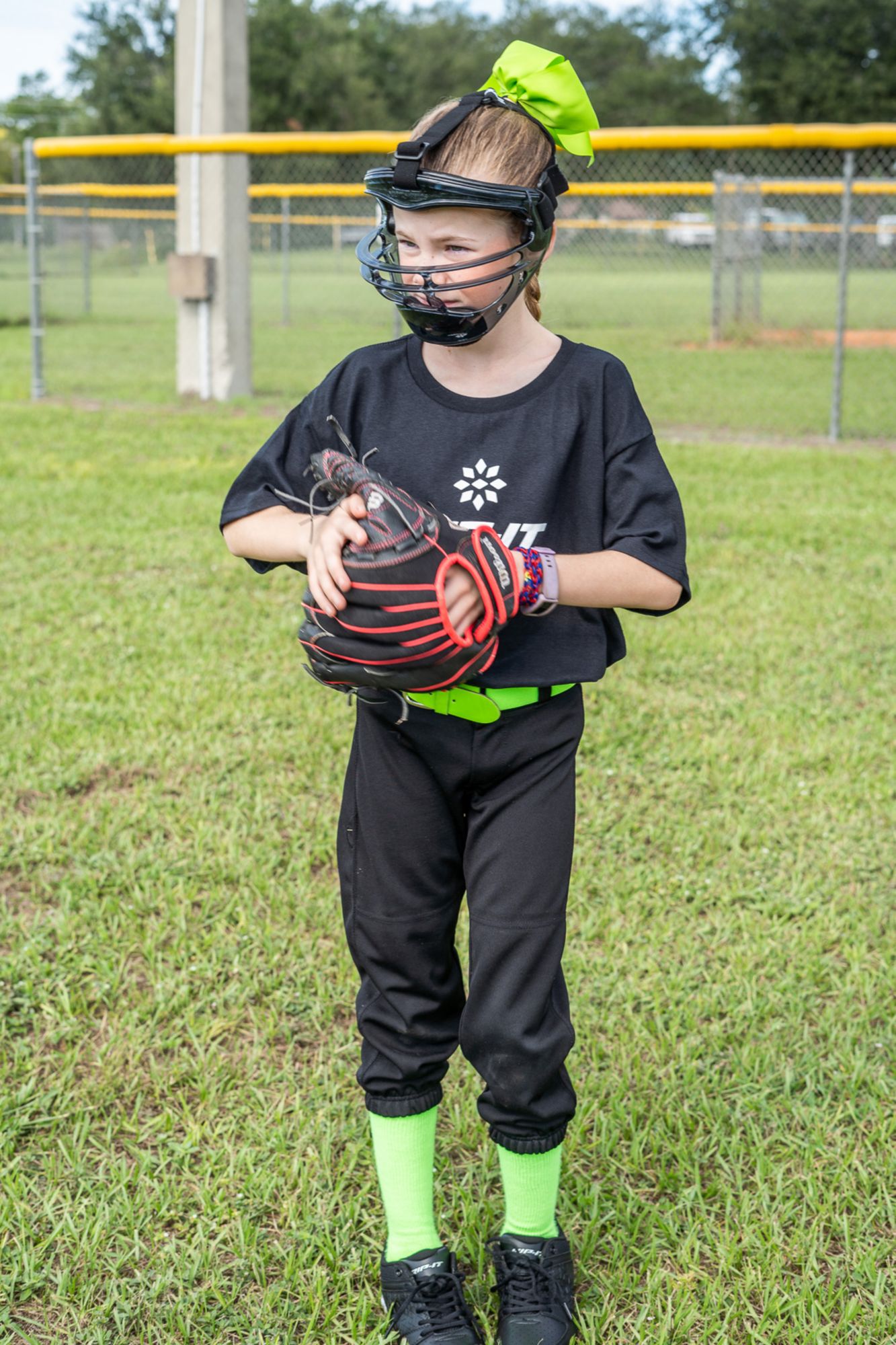 RIP-IT Youth Defender 2 Baseball/Softball Fielder's Mask product image