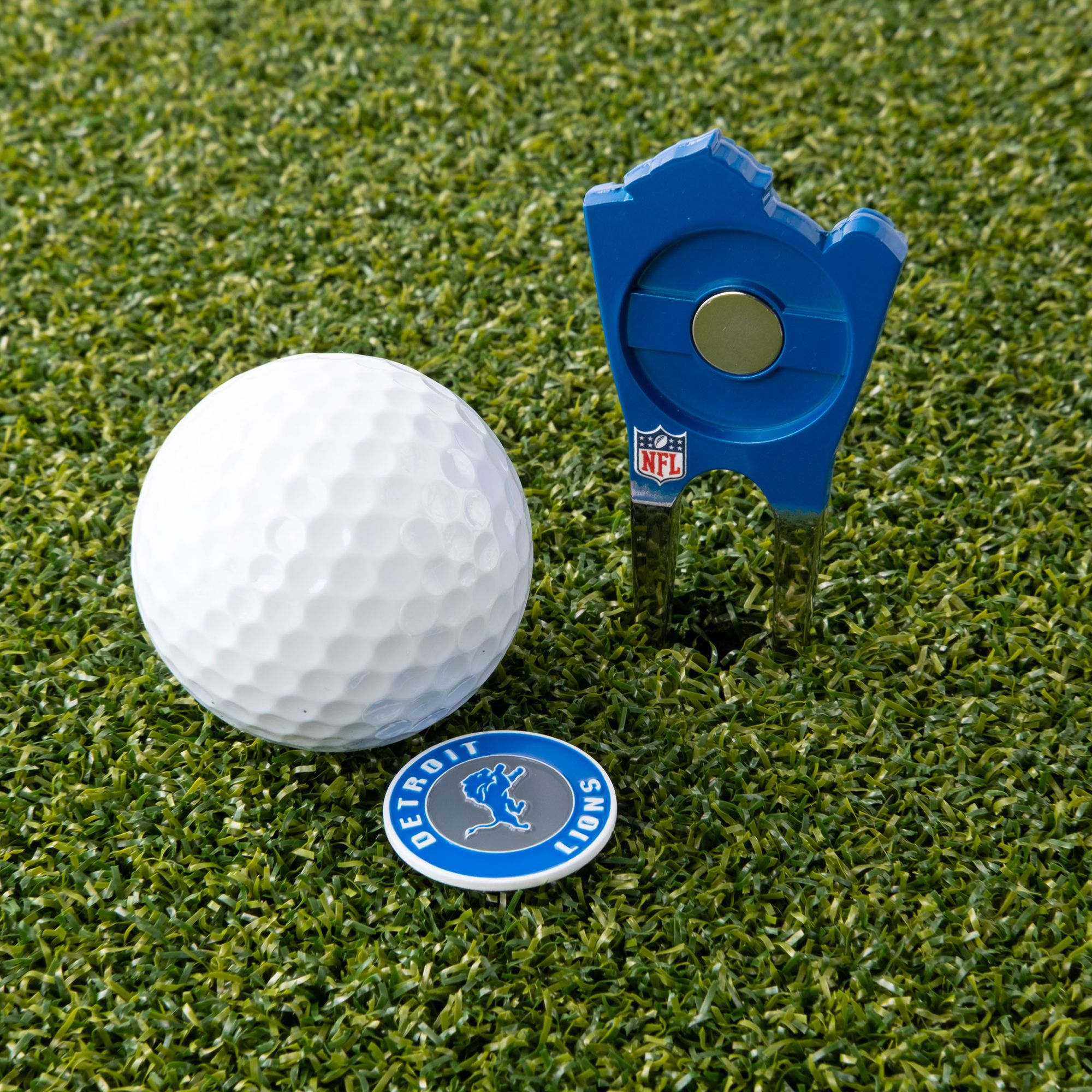 CMC Design Detroit Lions Divot Tool with Custom Shaped Removable Marker product image