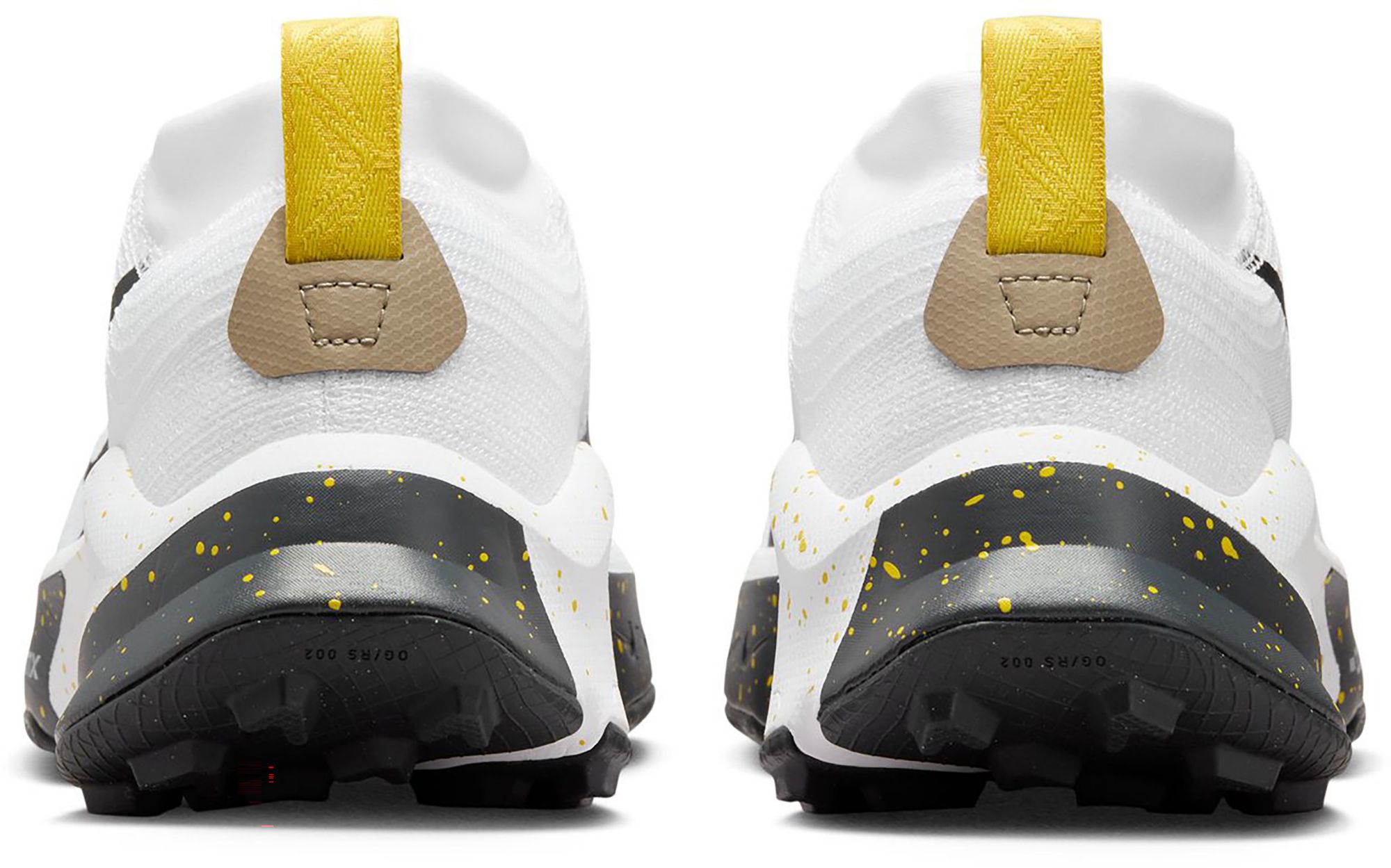 Nike Men's Zegama Trail Running Shoes product image