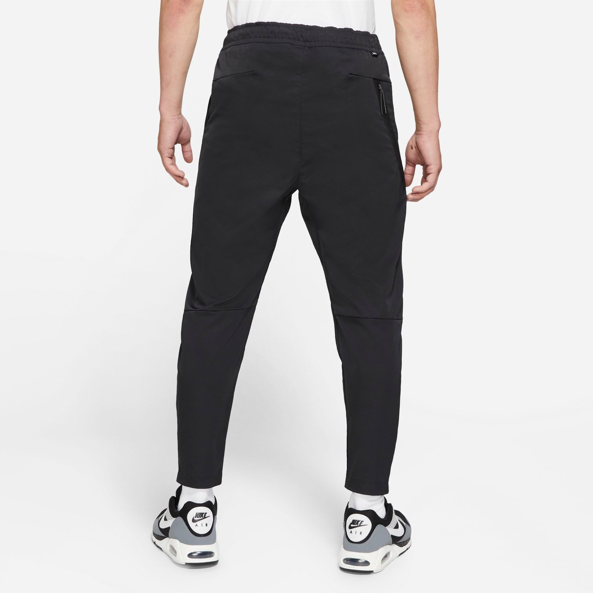 nike essential
