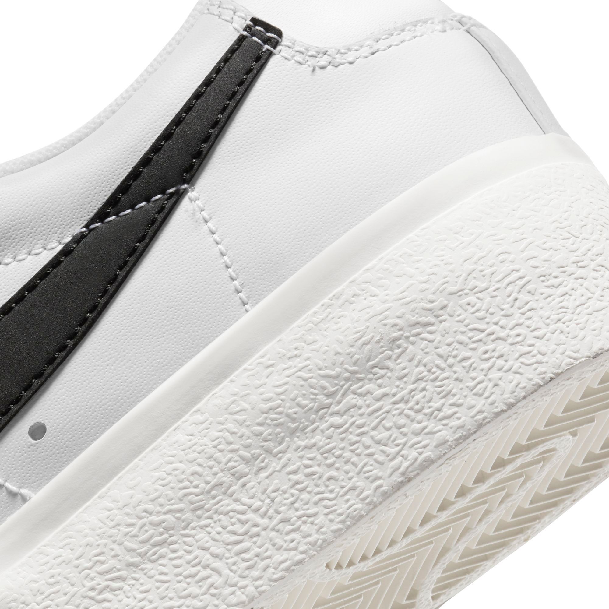 Nike Women's Blazer Low Platform Shoes product image