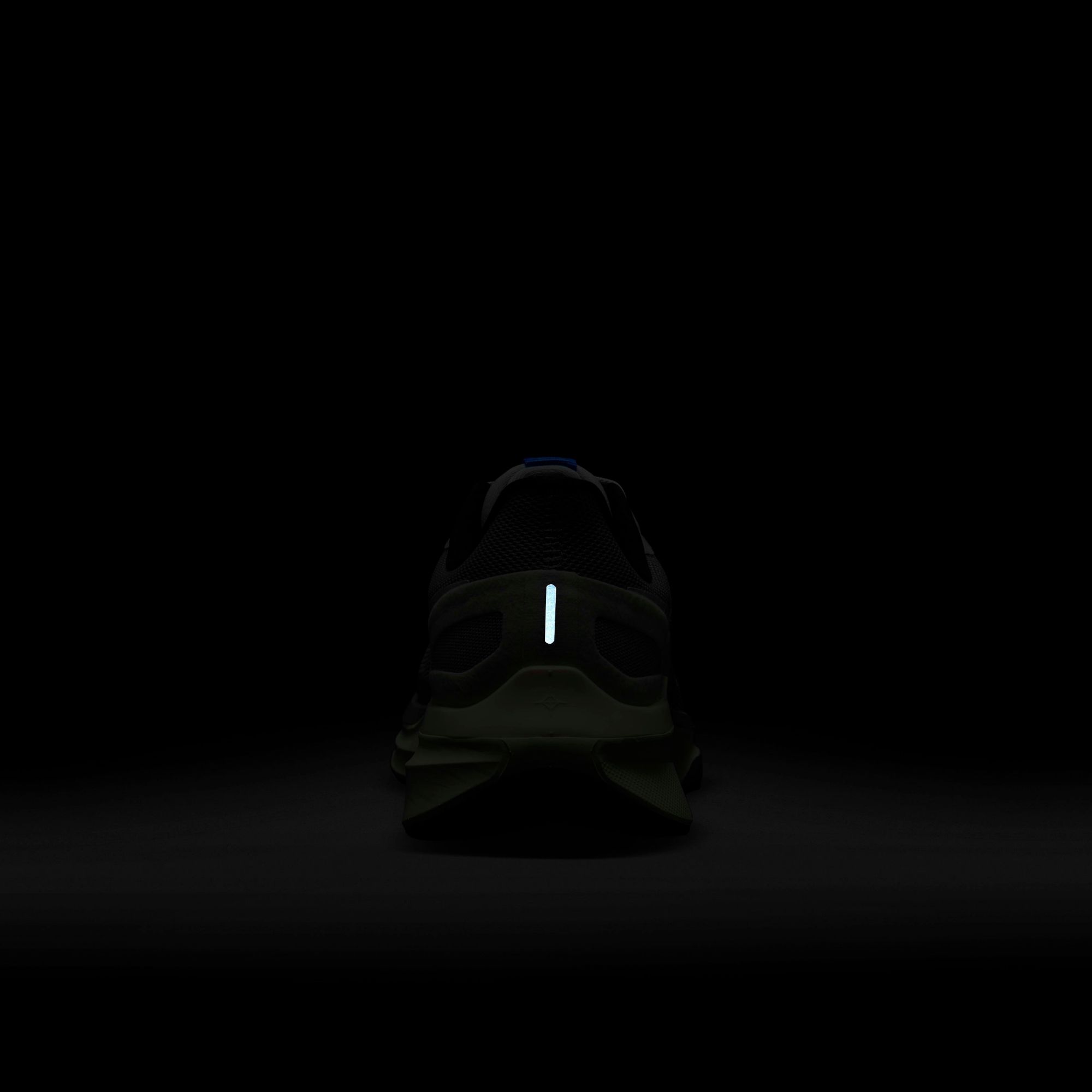Nike Men's Structure 25 Running Shoes product image