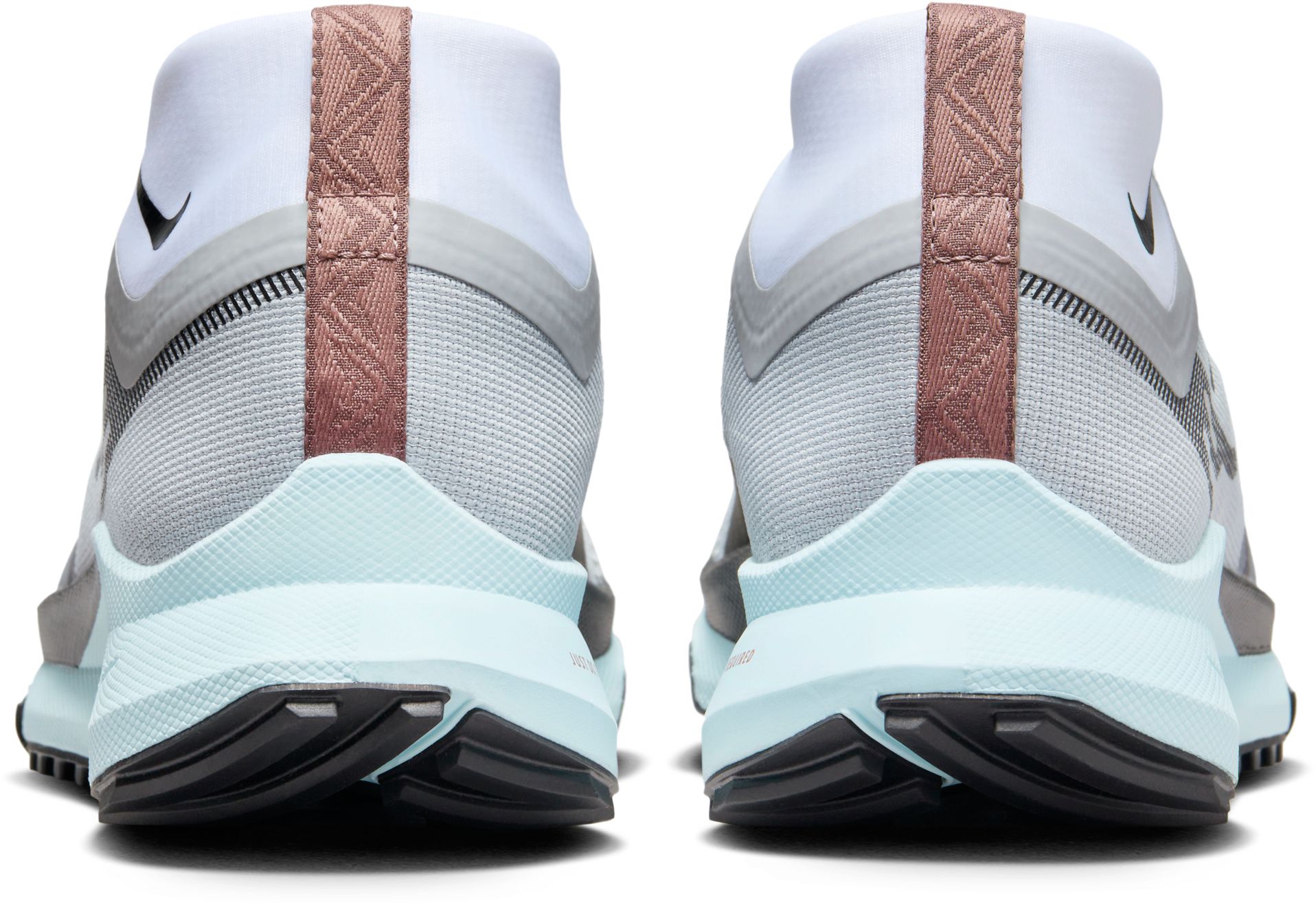 Nike Women's Pegasus Trail 4 GORE-TEX Waterproof Trail Running Shoes product image