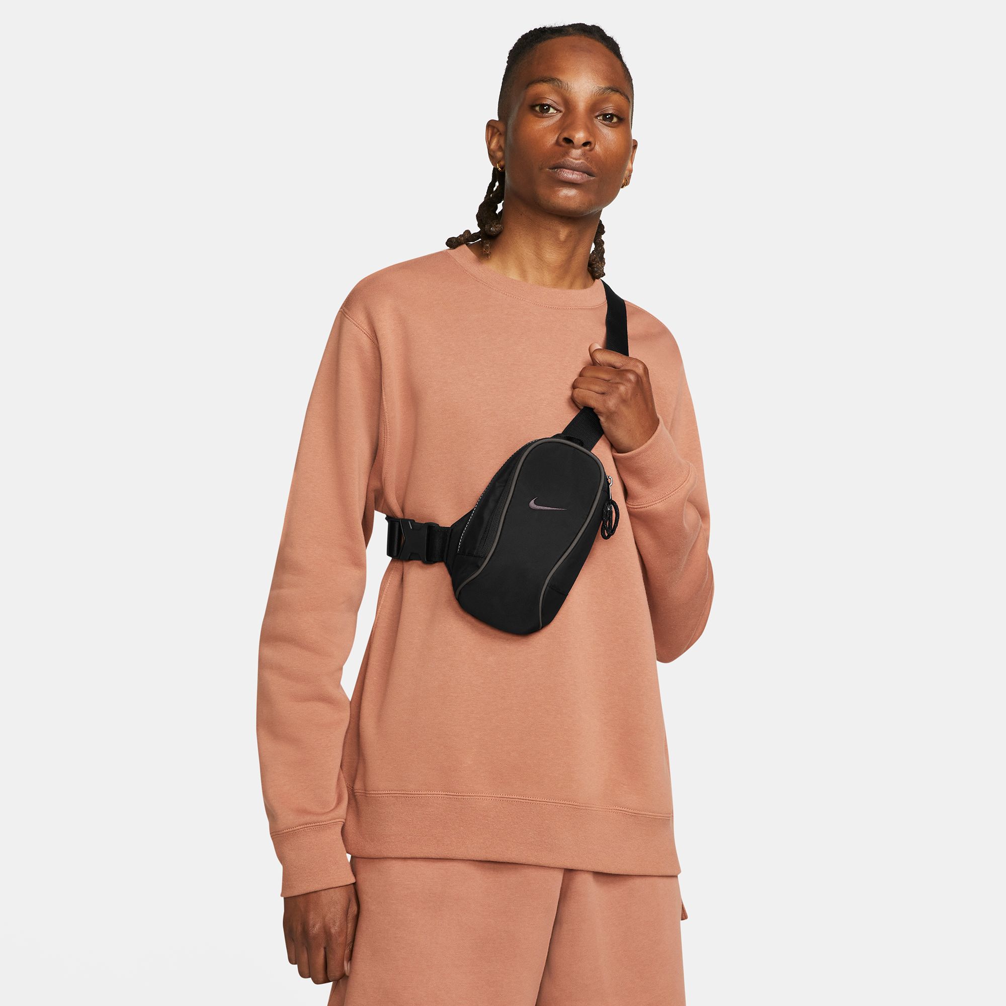 Nike Sportswear Essentials Crossbody Bag