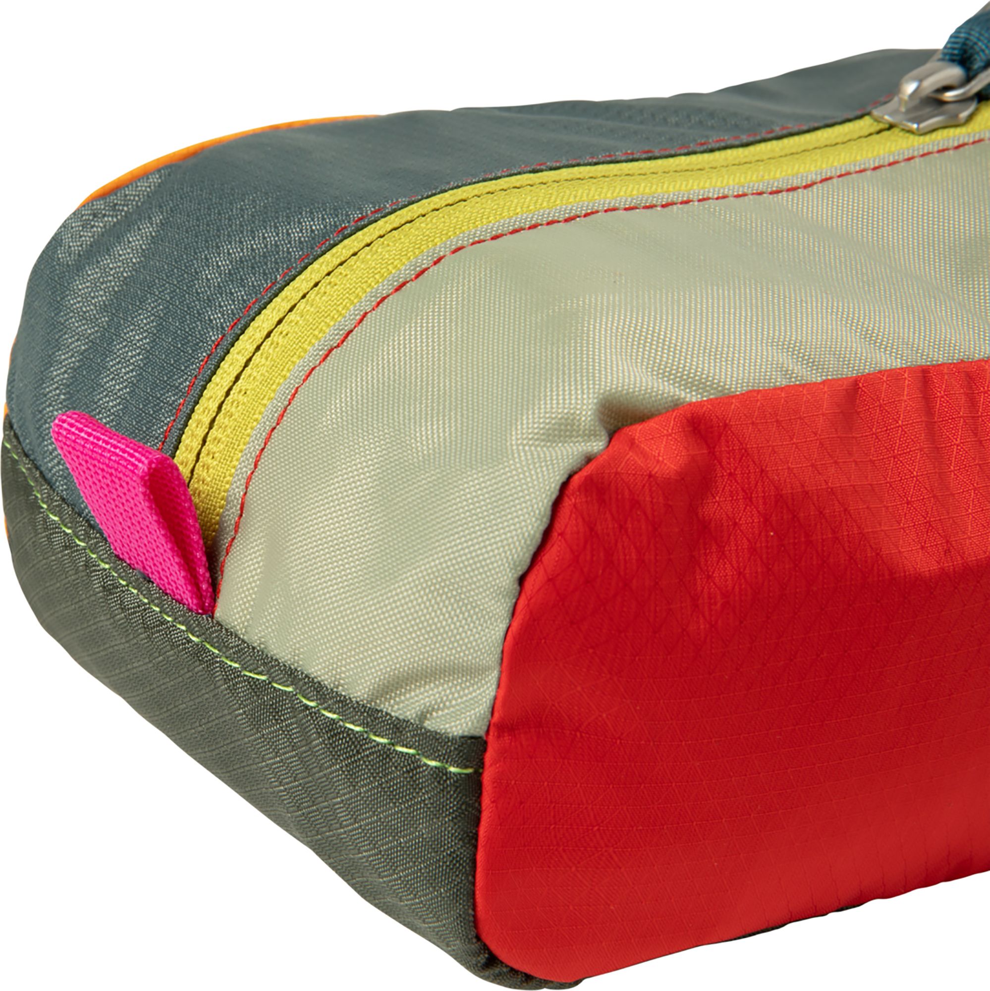 Cotopaxi Del Día Dopp Kit product image