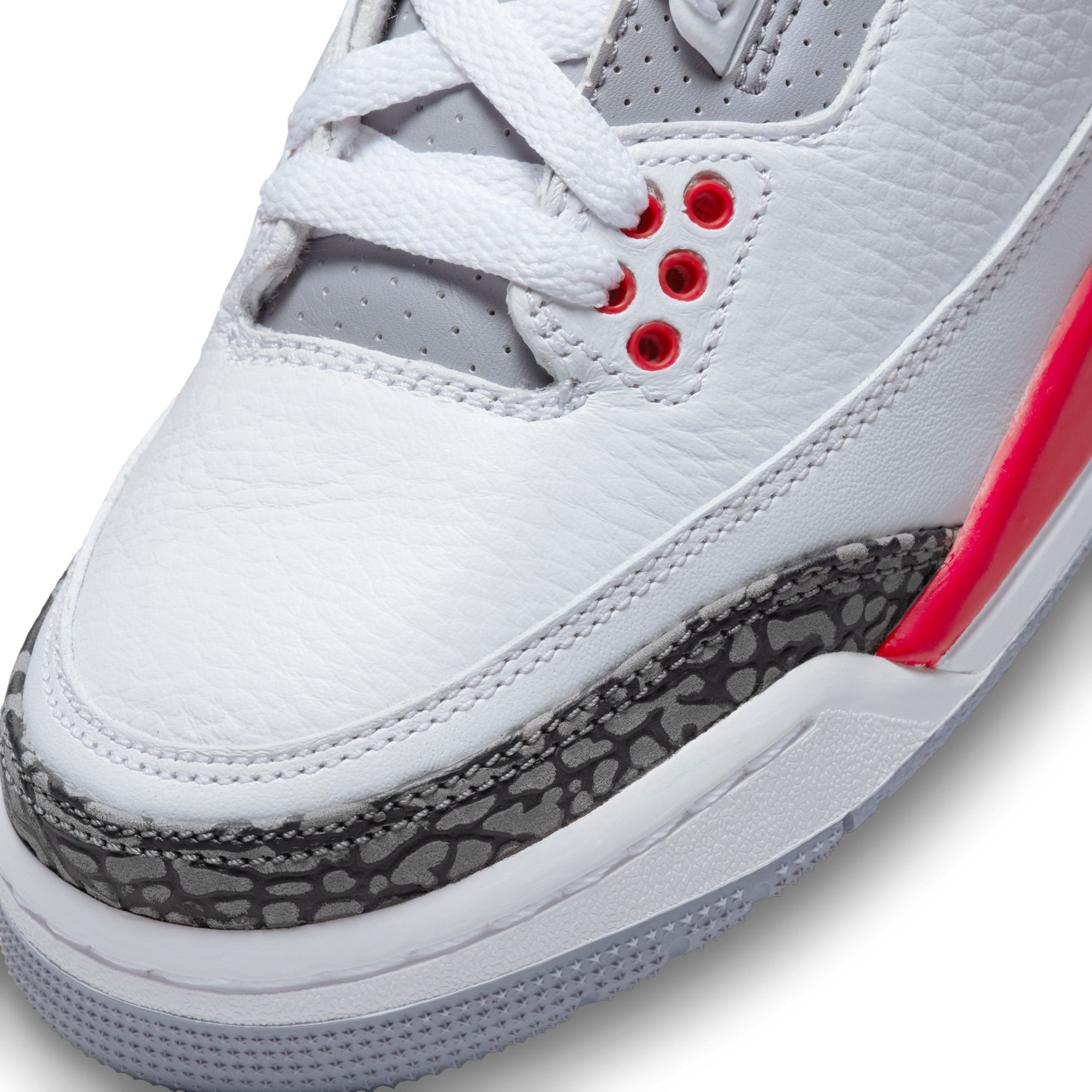 Jordan Kids' Grade School Air Jordan 3 Retro Basketball Shoes product image