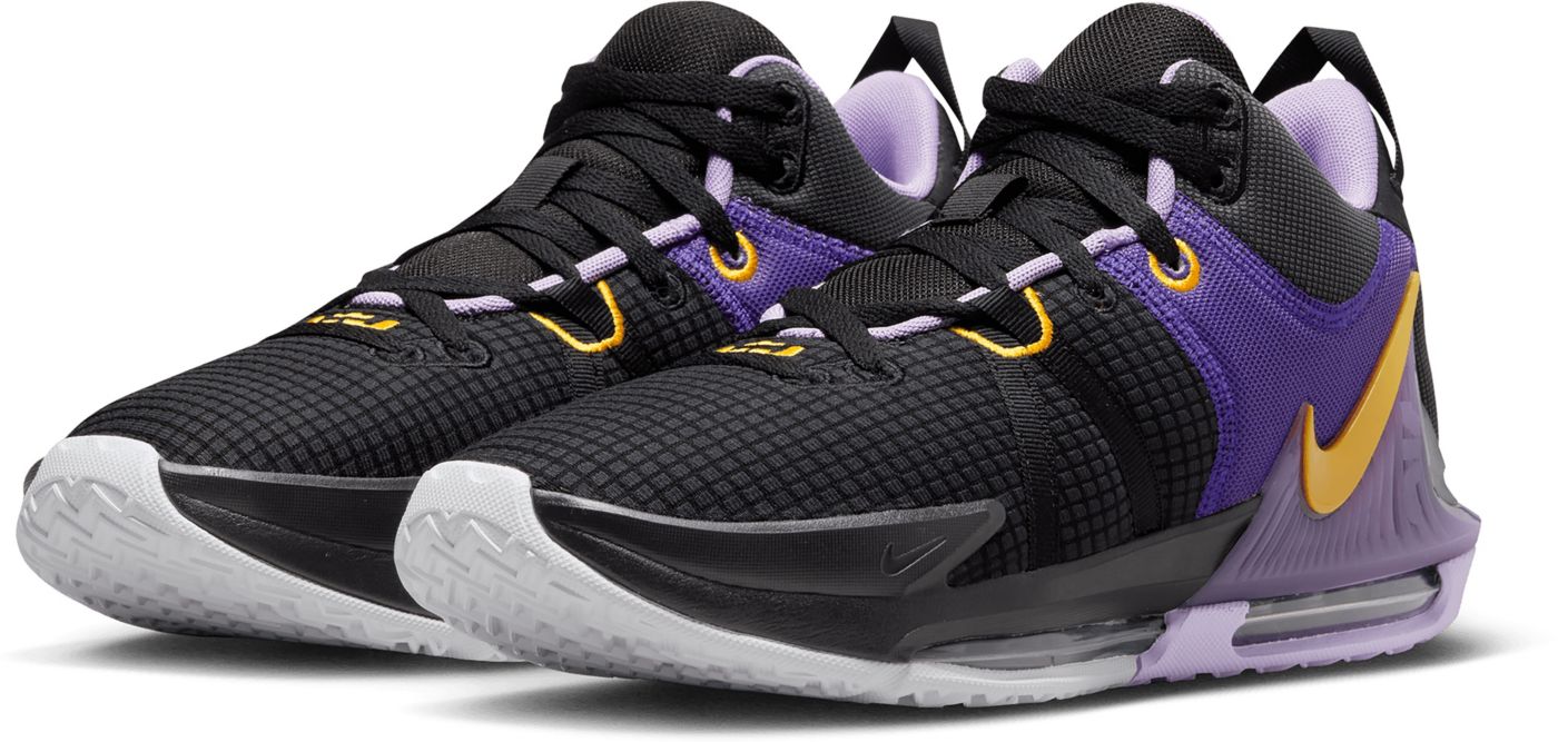 Nike LeBron Witness 7 Basketball Shoes Holiday 2024 at DICK S