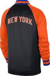 Nike Men's 2022-23 City Edition New York Knicks Black Showtime Full Zip Sweatshirt product image