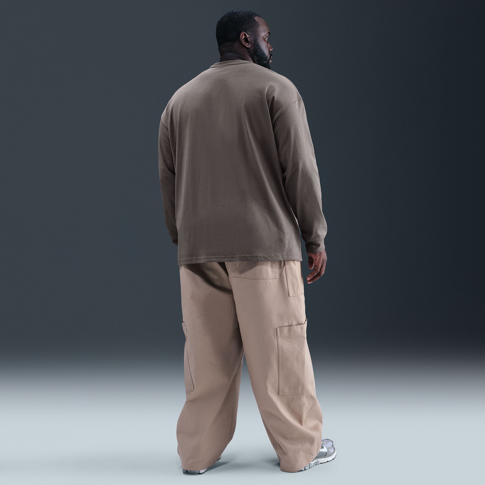 Nike Men's Sportswear Premium Essentials Long Sleeve T-Shirt product image