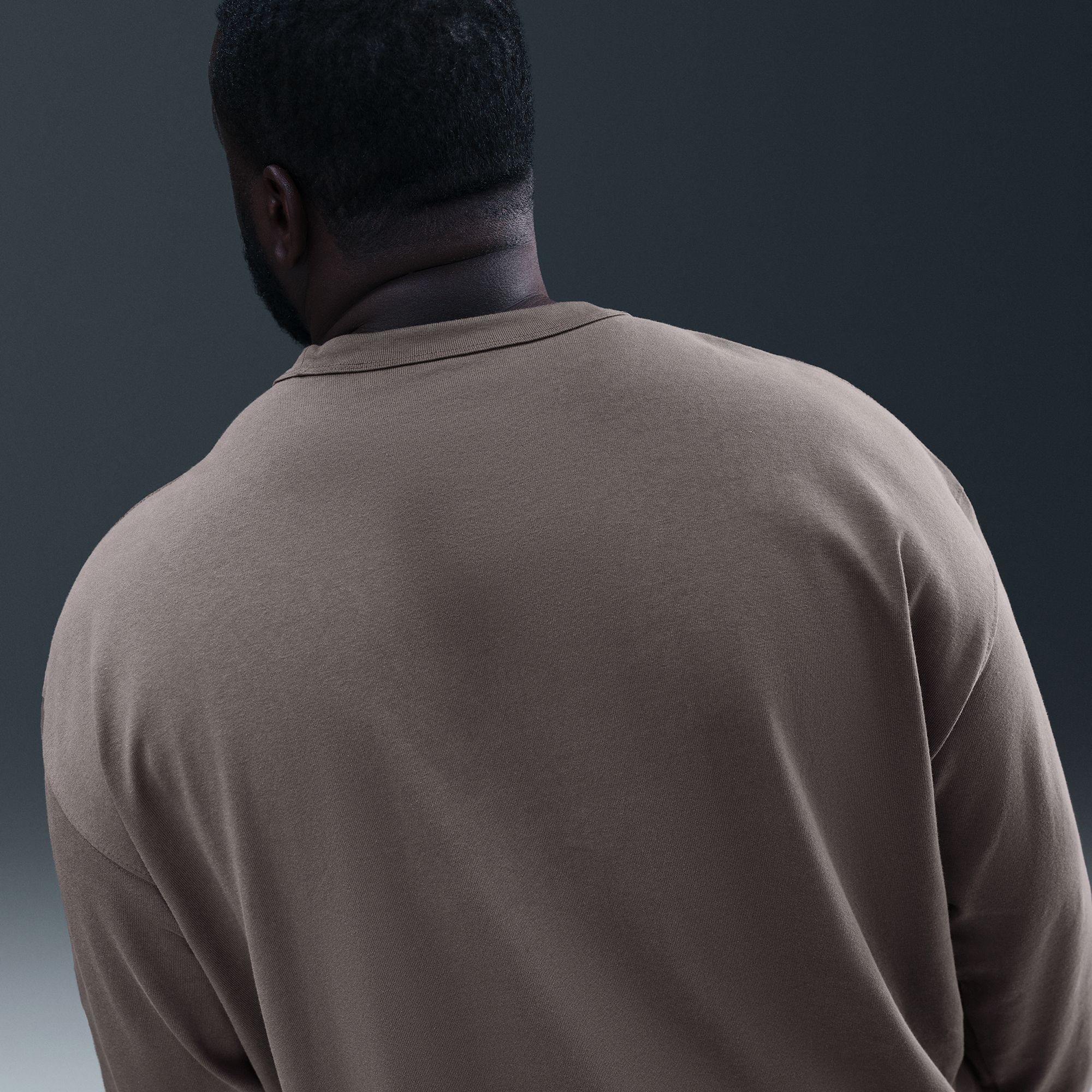 Nike Men's Sportswear Premium Essentials Long Sleeve T-Shirt product image