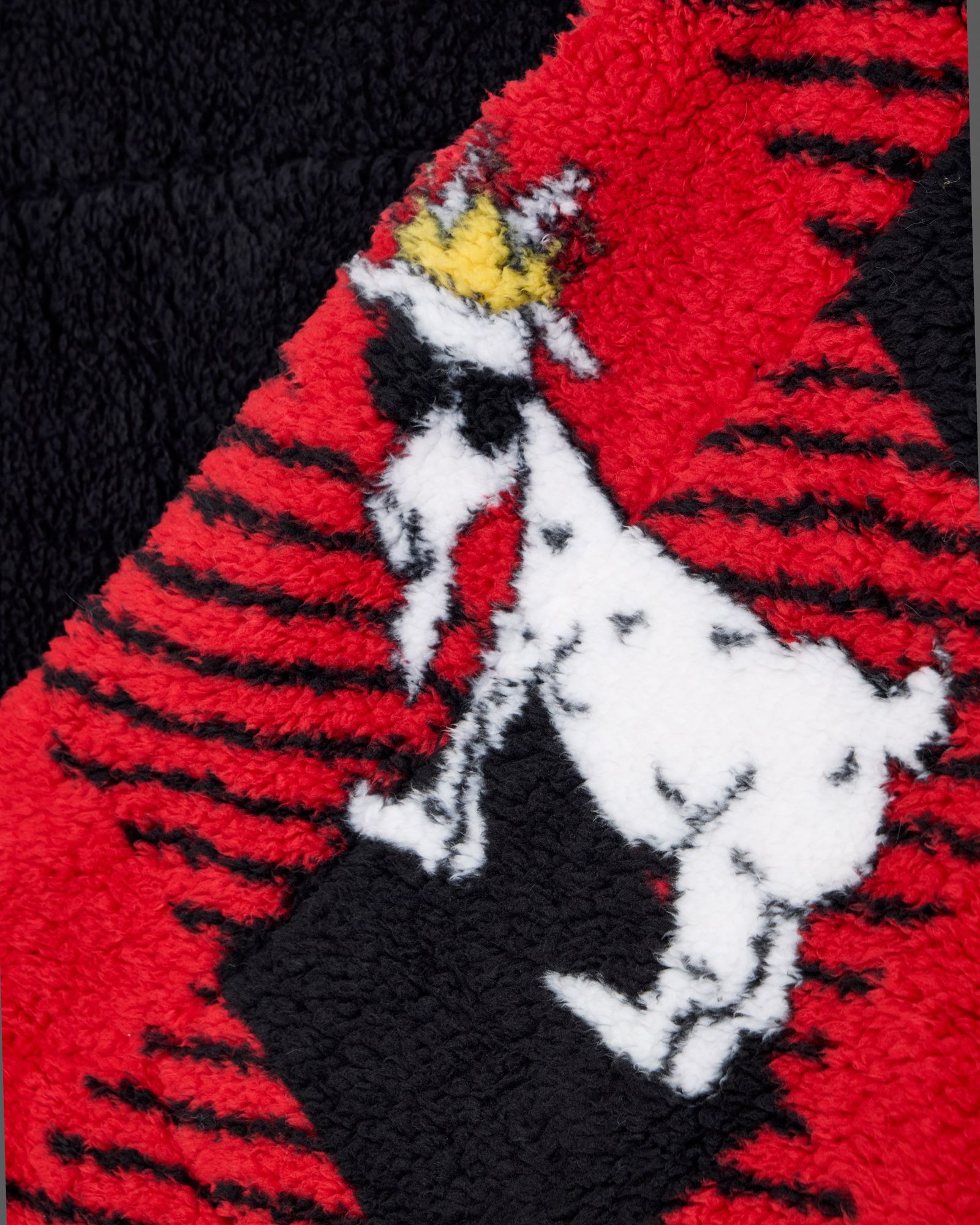 GOAT USA Buffalo Check Dorm Blanket product image