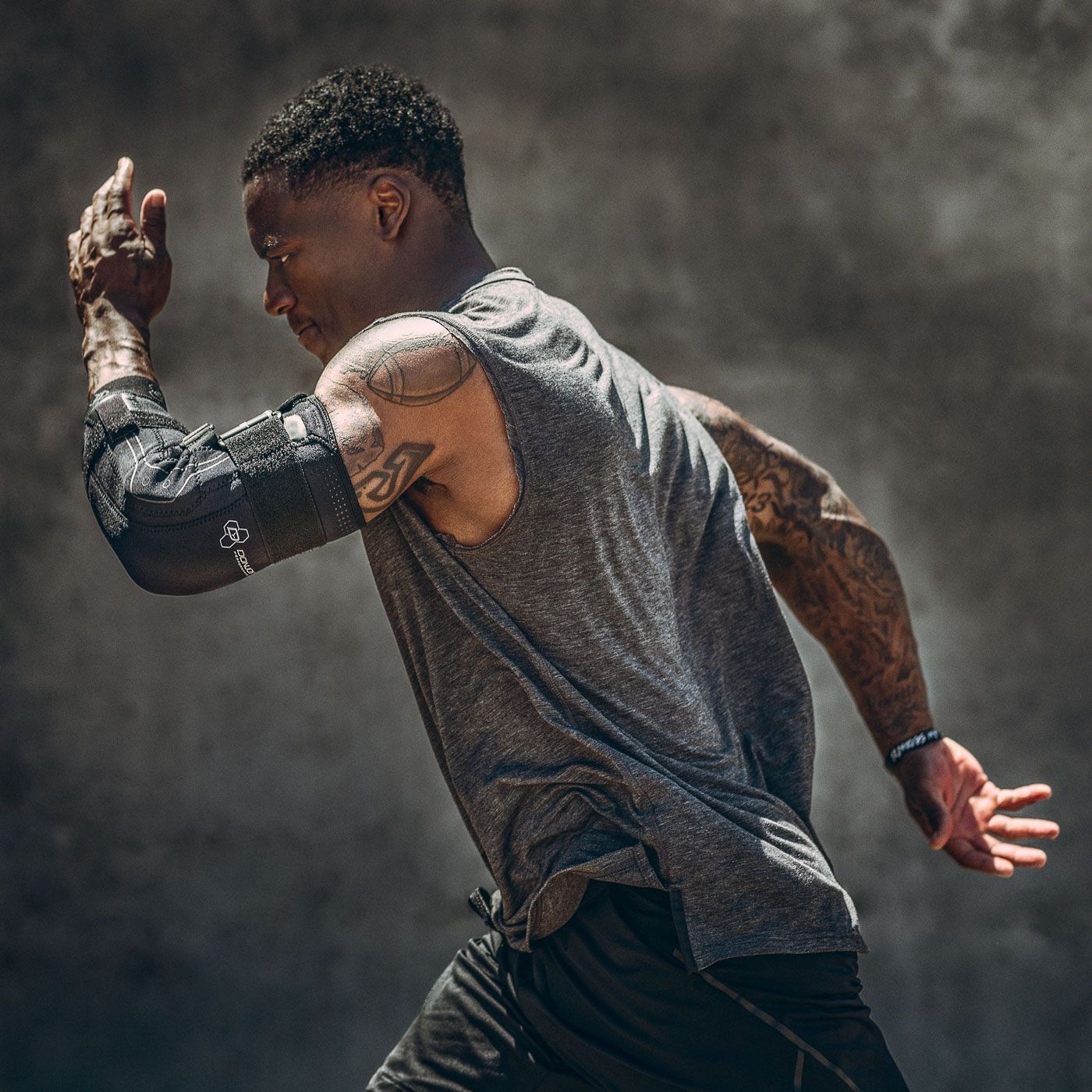 DonJoy Performance Bionic Elbow Brace II product image