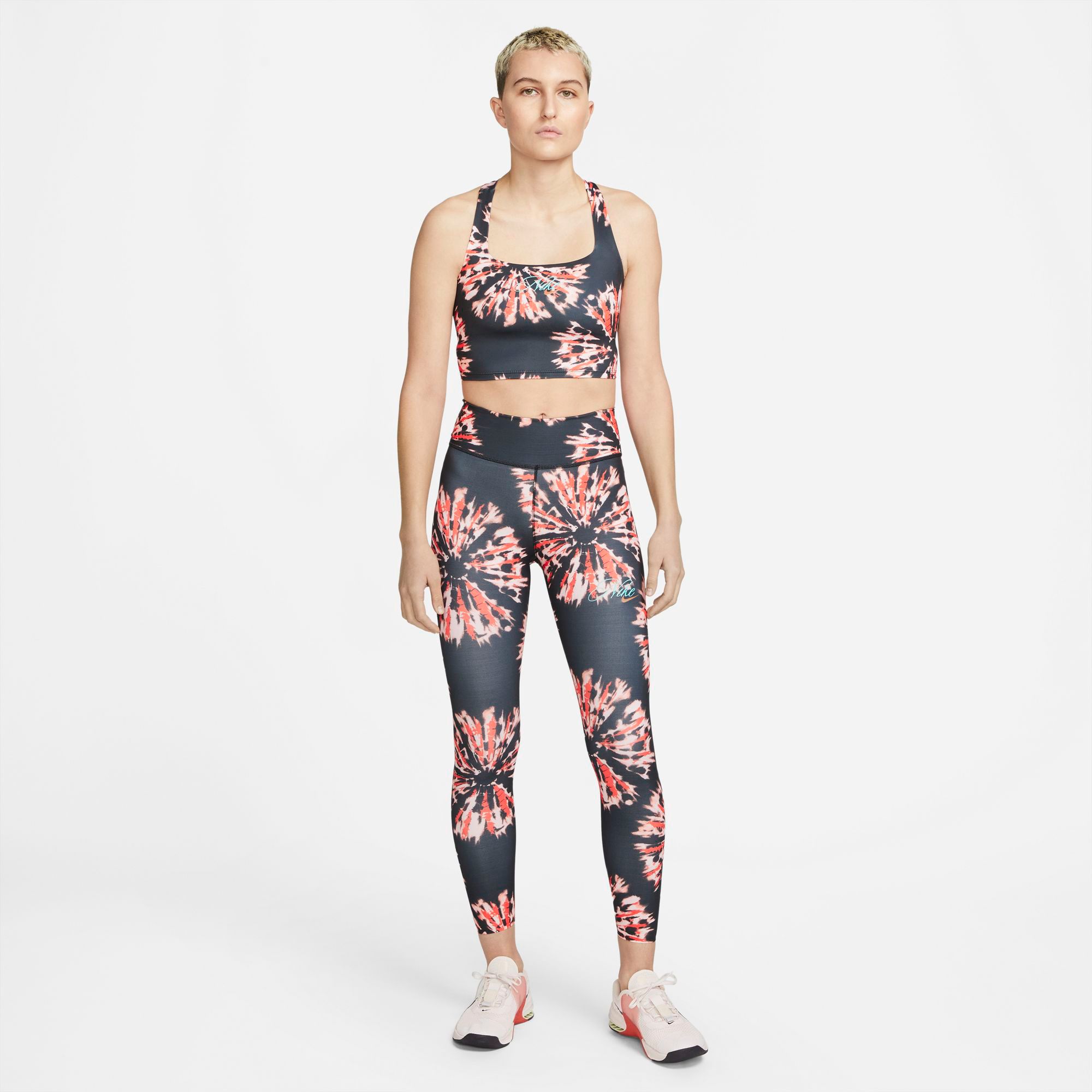 Nike Women's Resort Cropped Training Tank product image