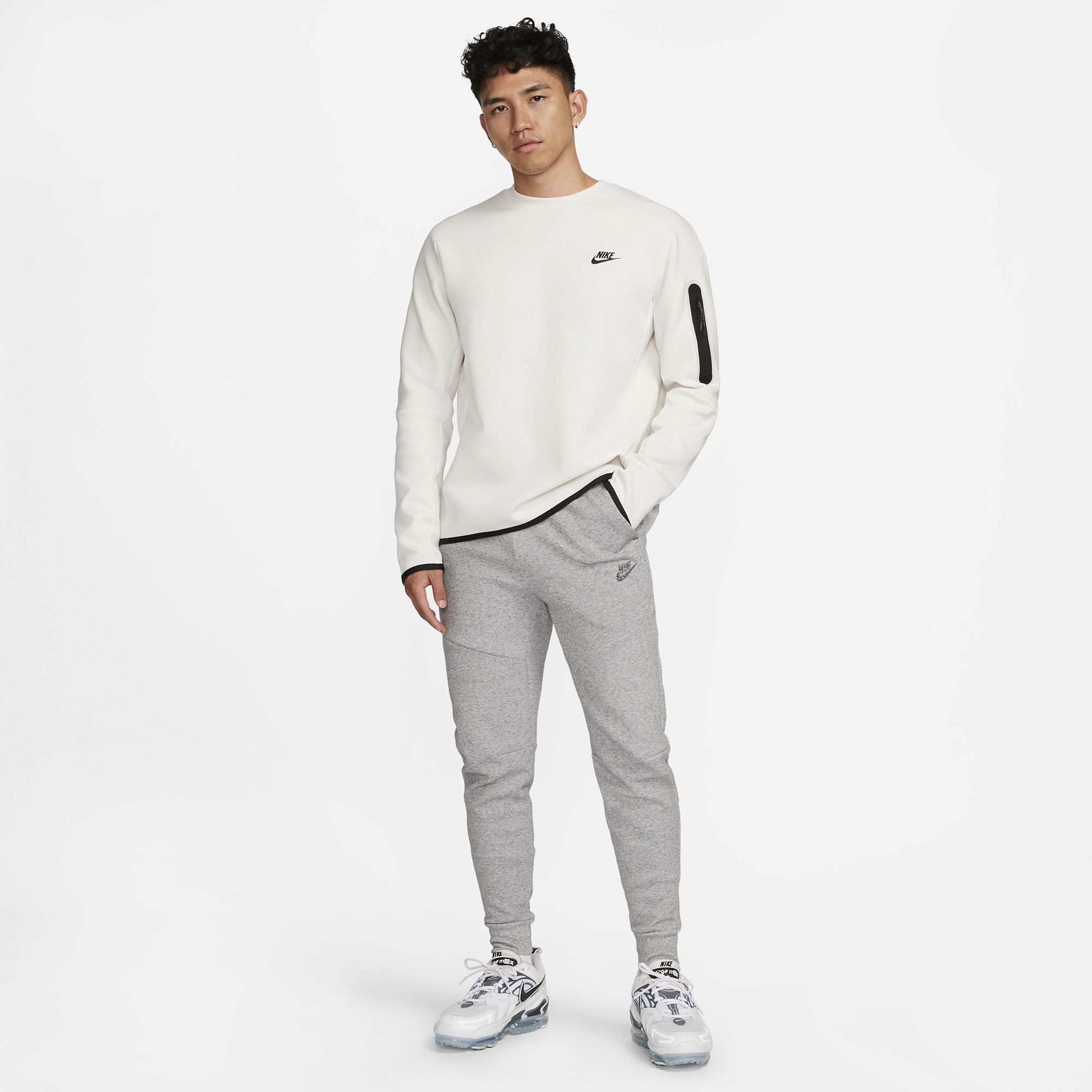 Nike Men's Sportswear Tech Fleece Joggers | Dick's Sporting Goods