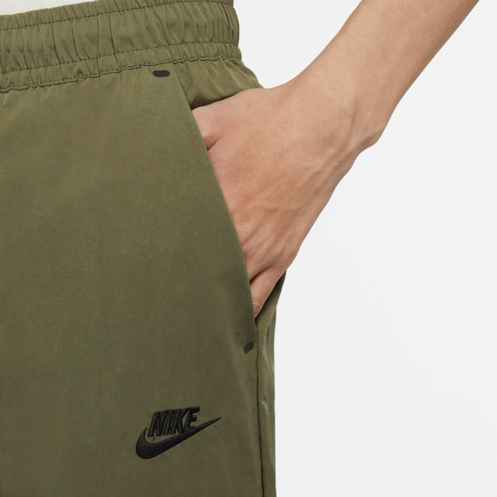 Nike Sportswear Tech Essentials Men's Unlined Woven Joggers product image