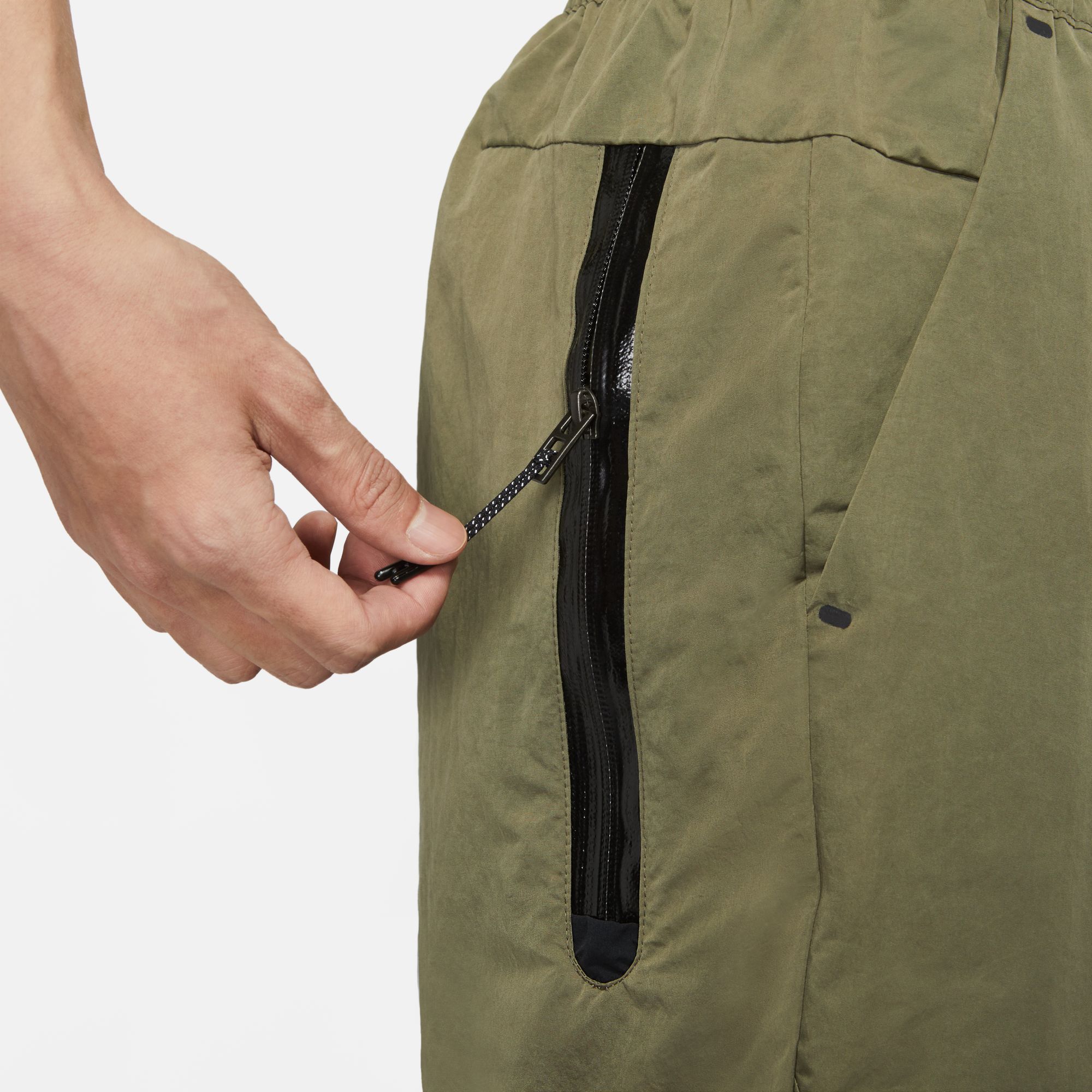 Nike Sportswear Tech Essentials Men's Unlined Woven Joggers product image