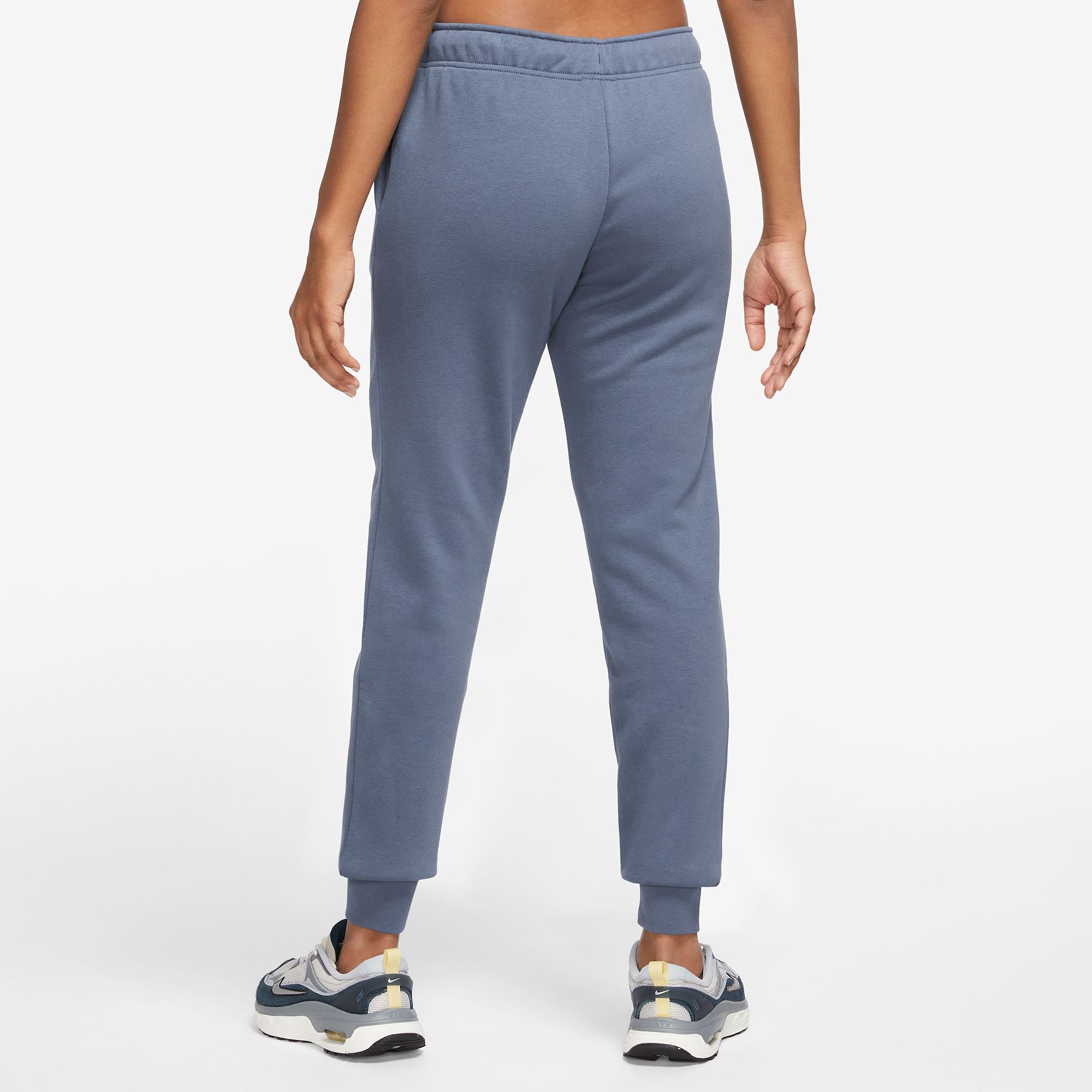 nike essential joggers womens