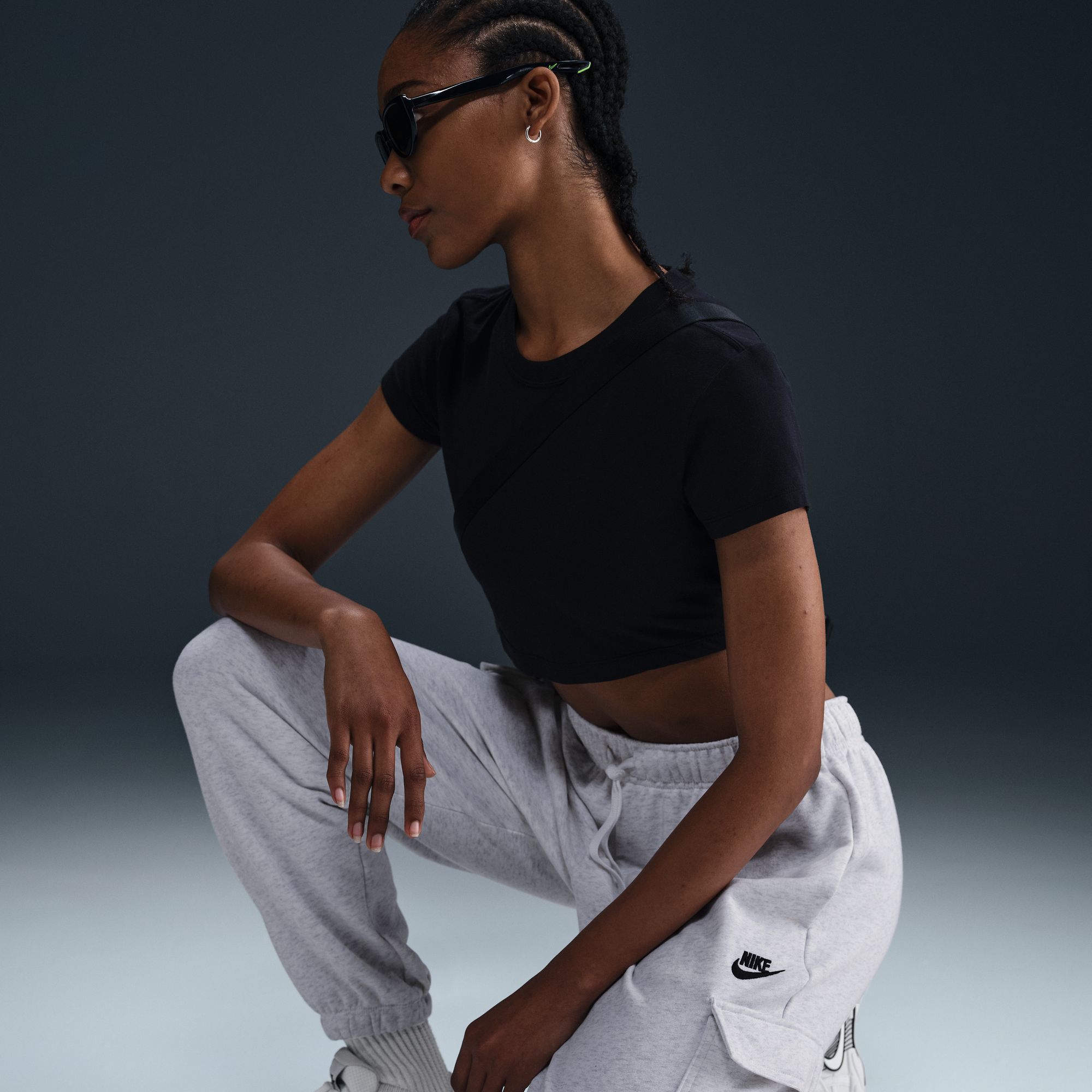 Nike Women's Sportswear Club Fleece Mid-Rise Oversized Cargo Sweatpants product image