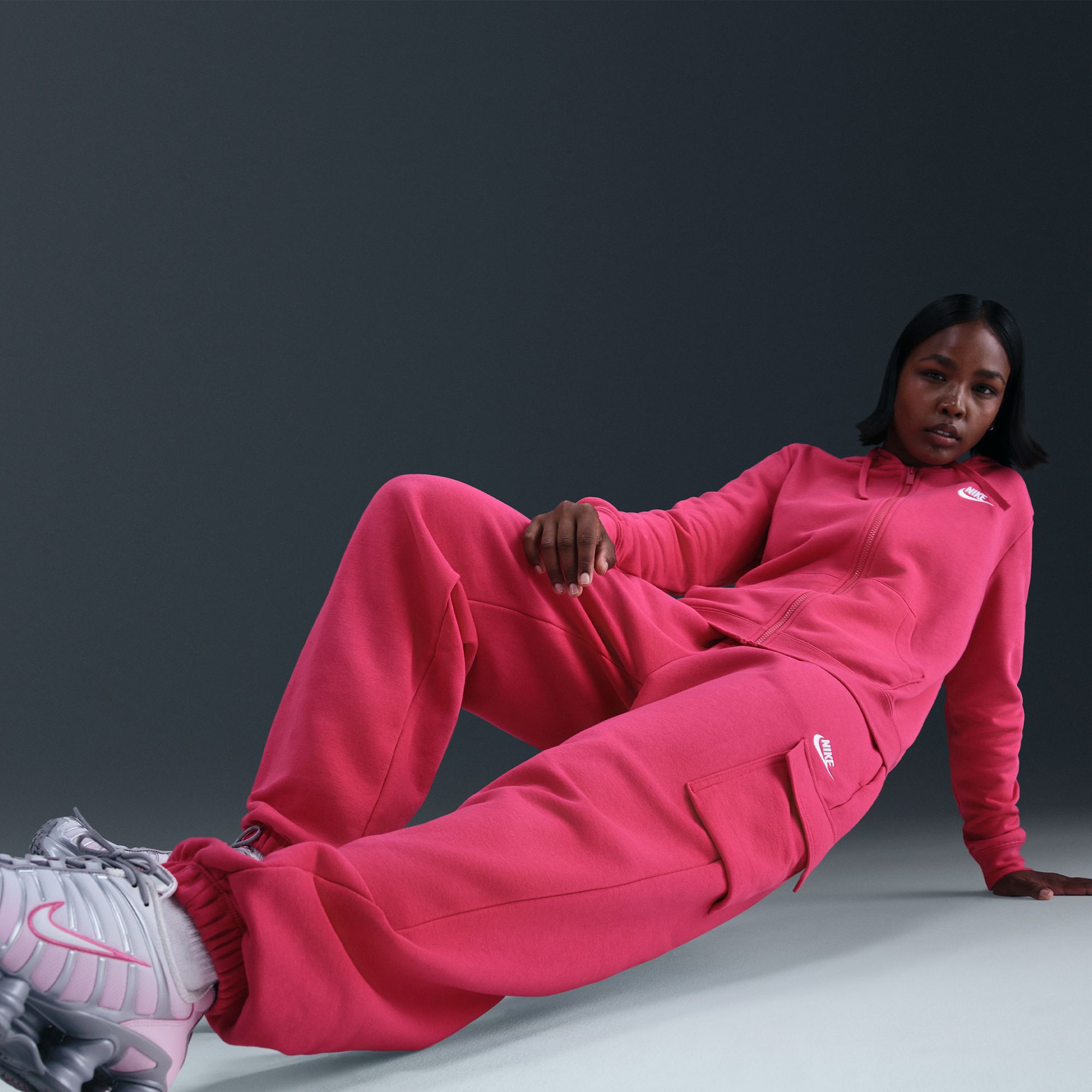 Nike Women's Sportswear Club Fleece Mid-Rise Oversized Cargo Sweatpants product image