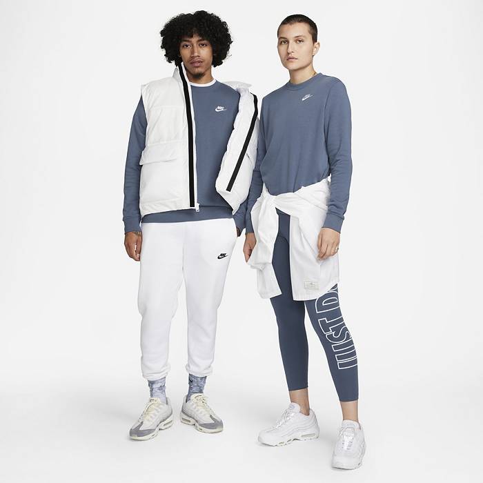 Nike Women's Sportswear Club Fleece Mid-Rise Shorts, Small, Diffused Blue