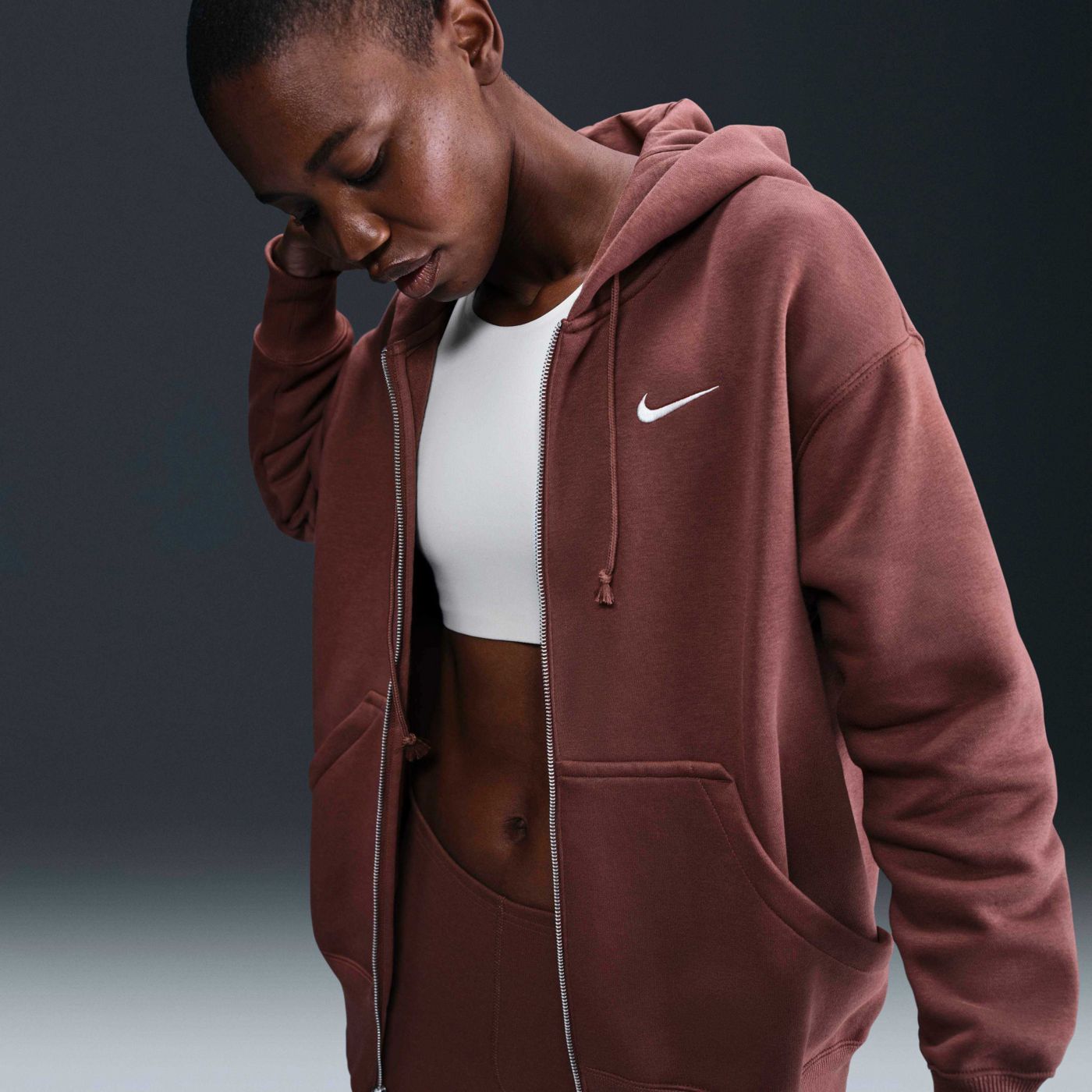 Red nike zip up jacket women's online
