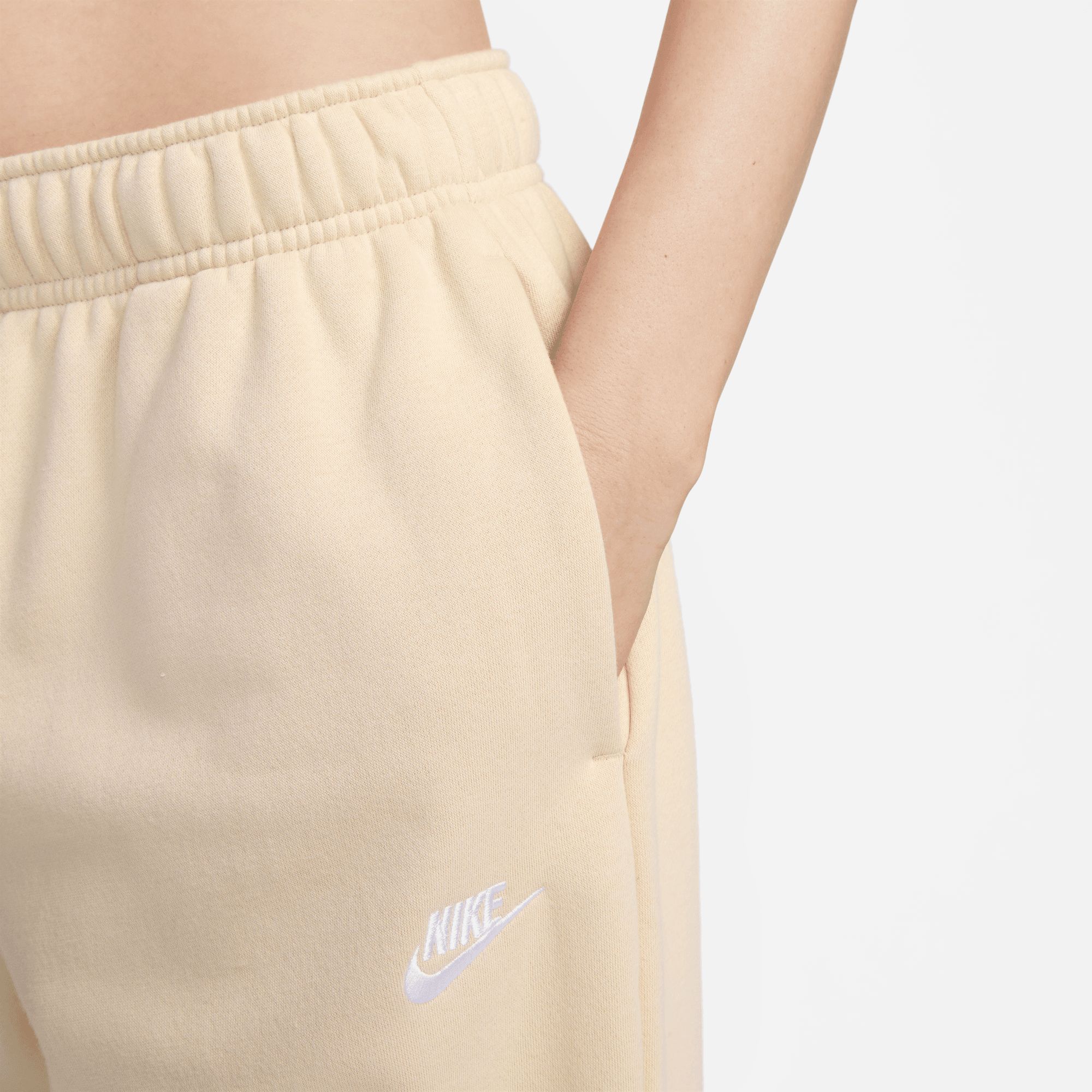 Nike Women's Sportswear Club Fleece Mid-Rise Oversized Sweatpants product image