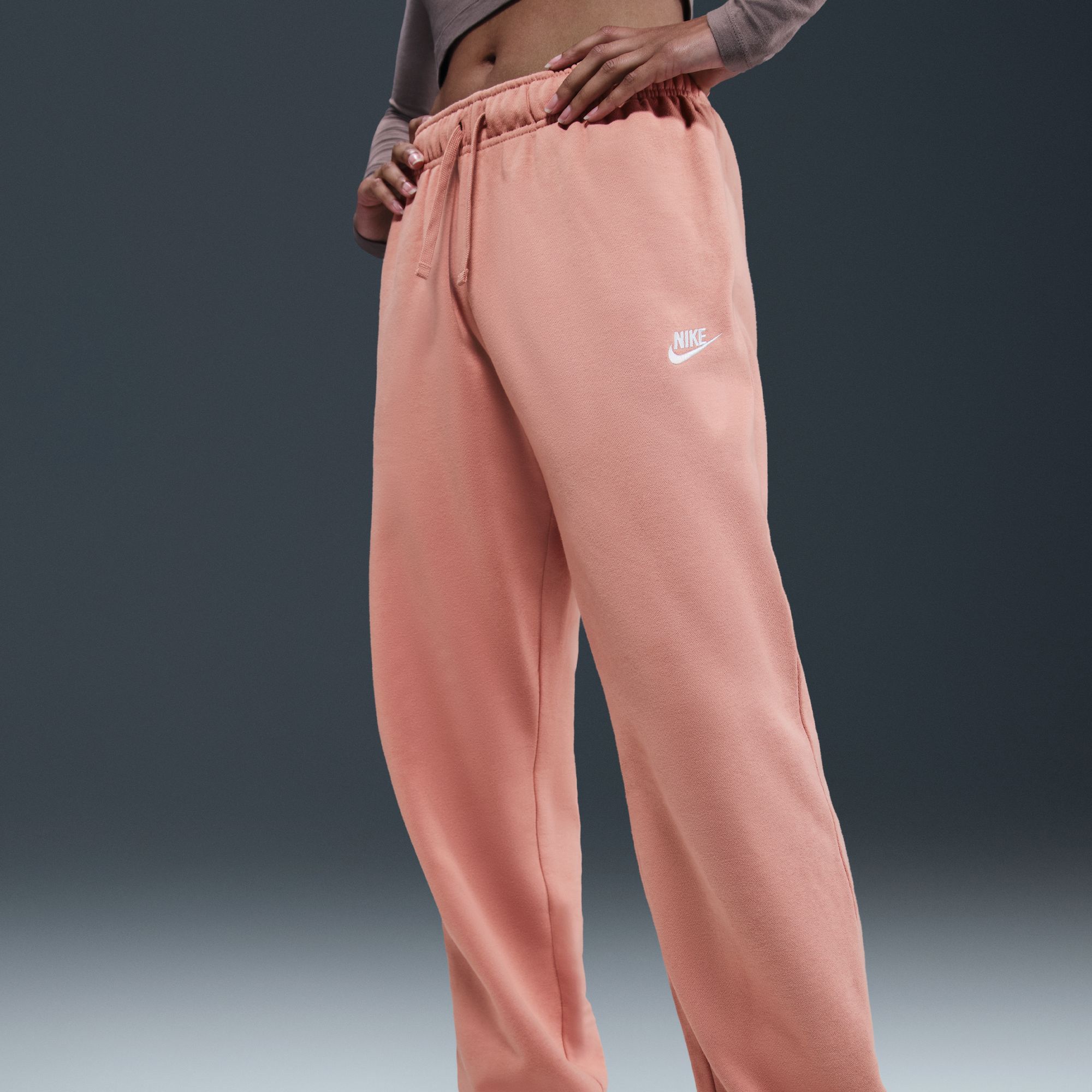 Nike Women's Sportswear Club Fleece Mid-Rise Oversized Sweatpants product image