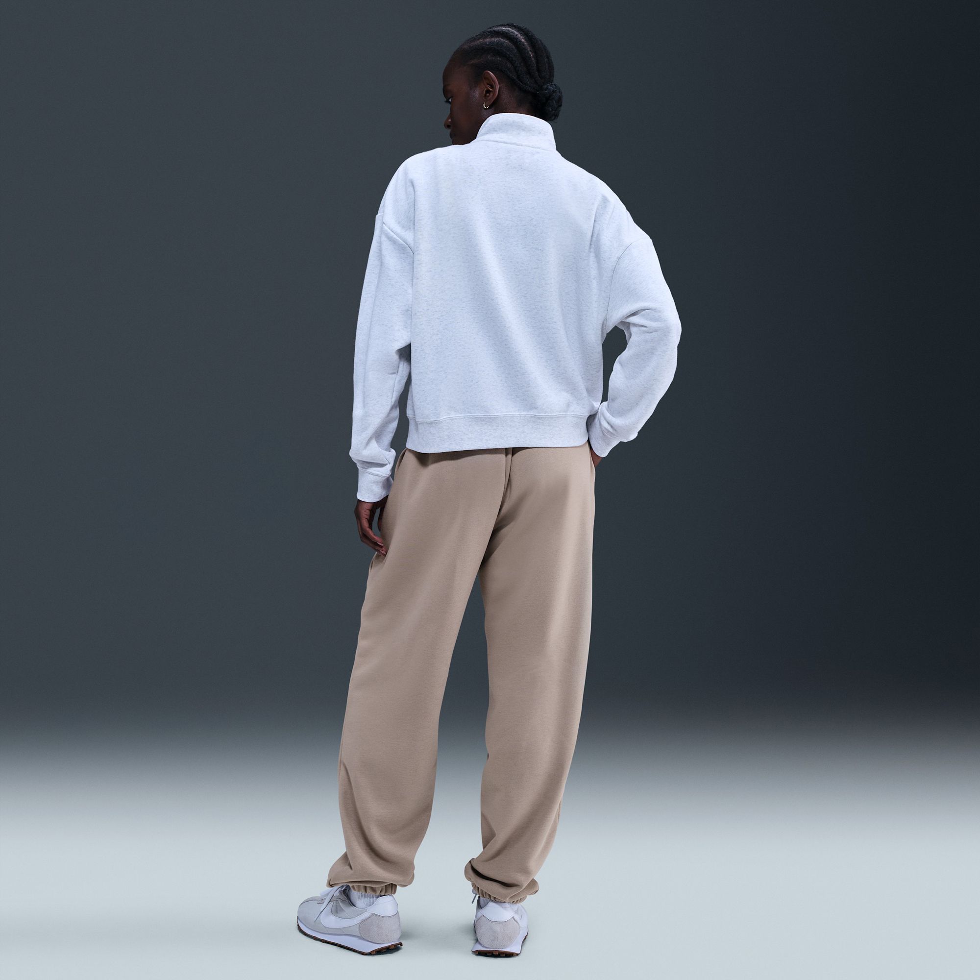 Nike Women's Sportswear Club Fleece Mid-Rise Oversized Sweatpants product image