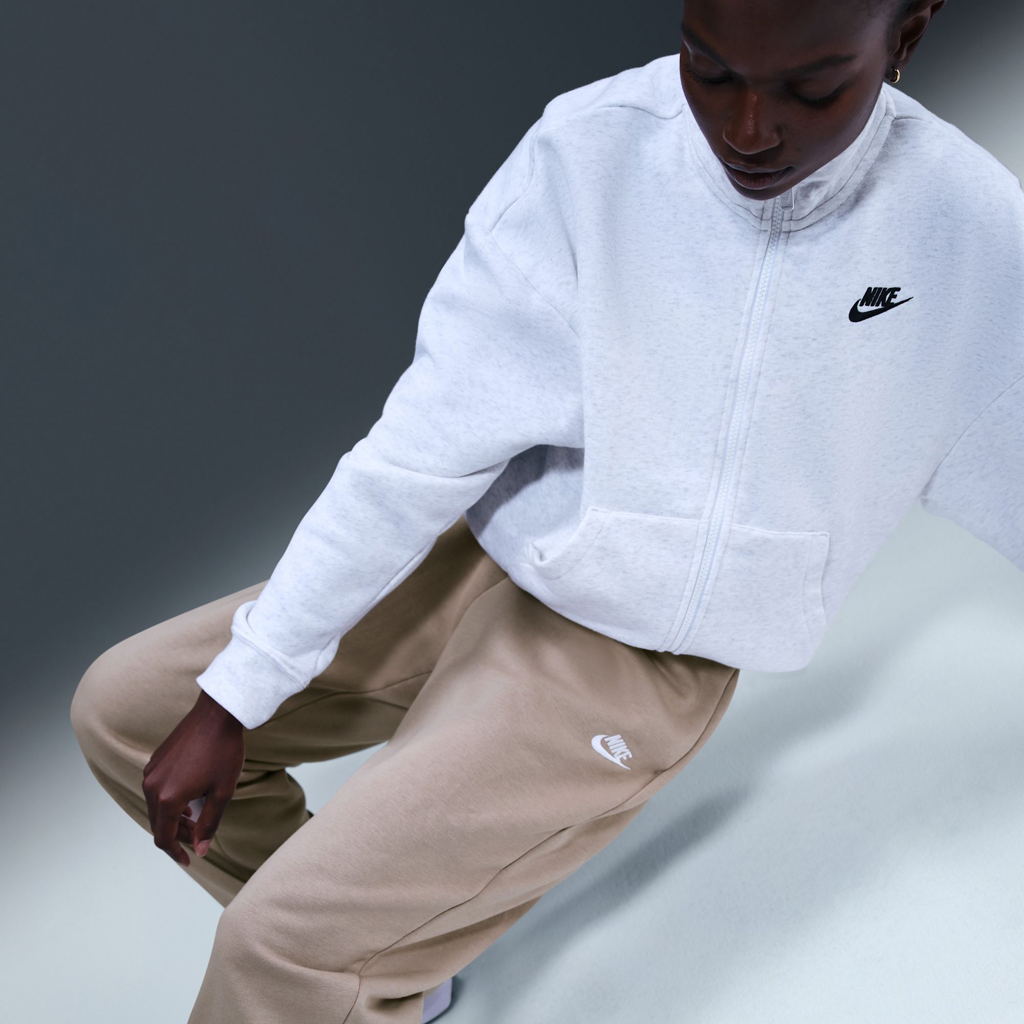 Nike Women's Sportswear Club Fleece Mid-Rise Oversized Sweatpants product image