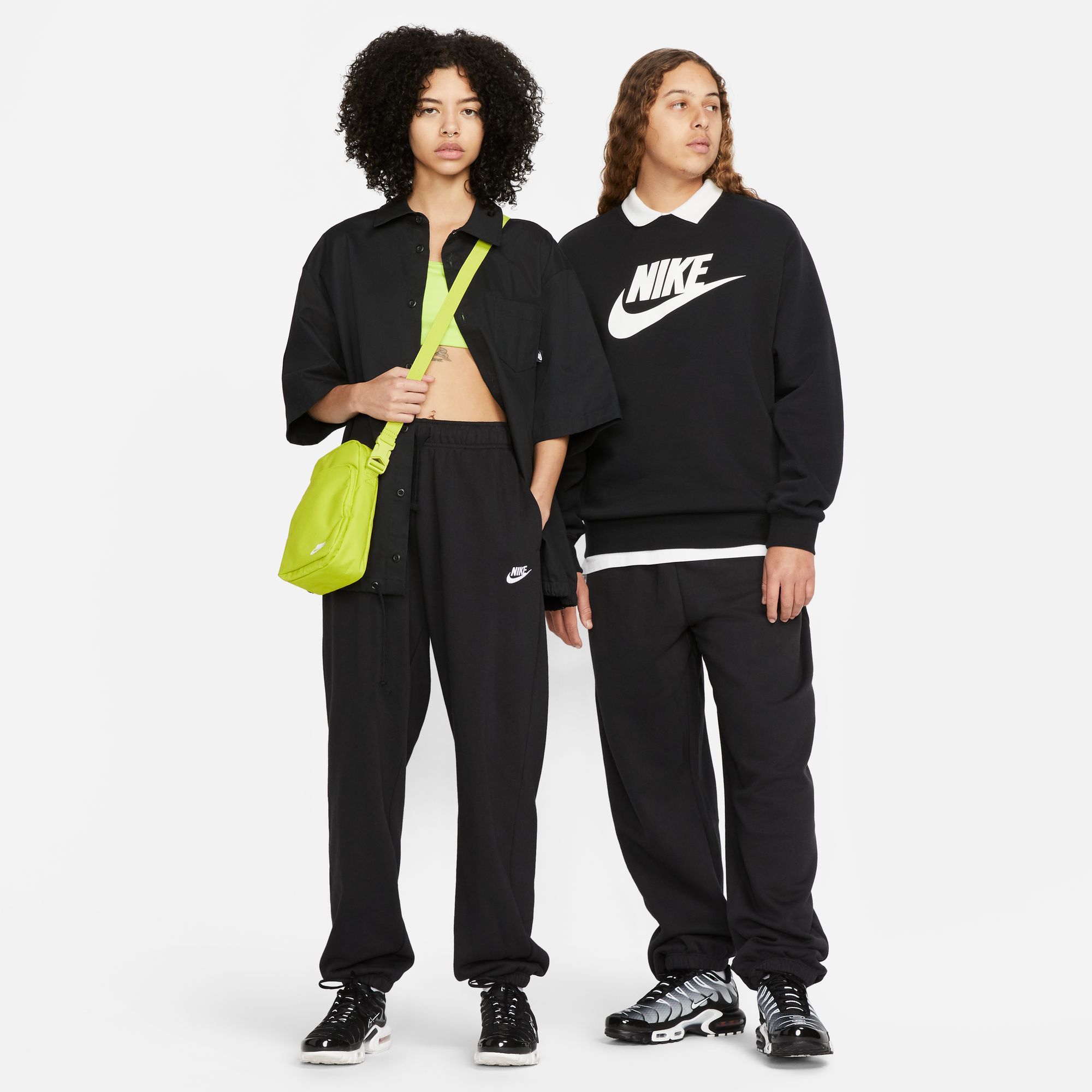 Nike Women's Sportswear Club Fleece Mid-Rise Oversized Sweatpants product image