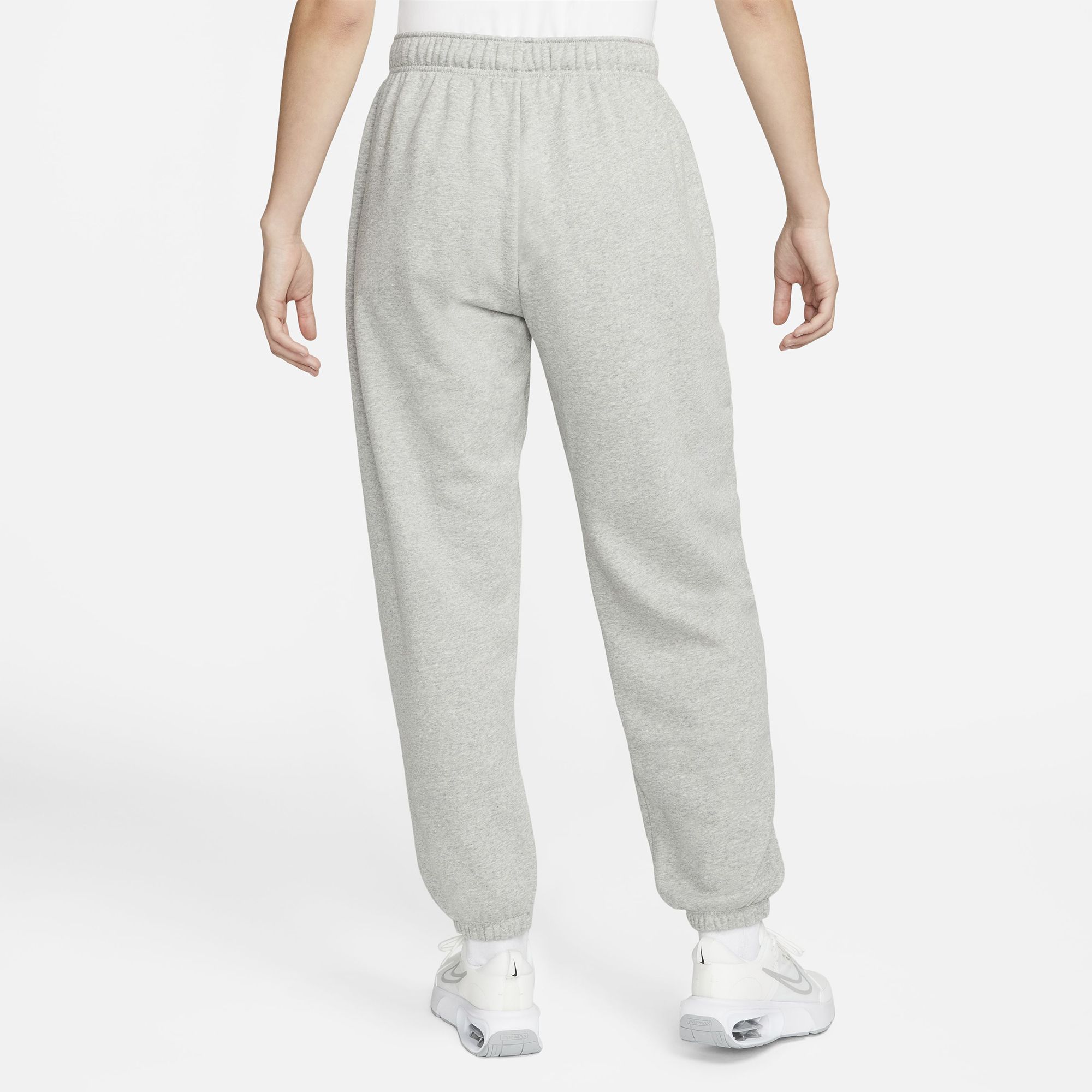 Nike Sportswear Women's Club Fleece Mid-Rise Oversized Sweatpants