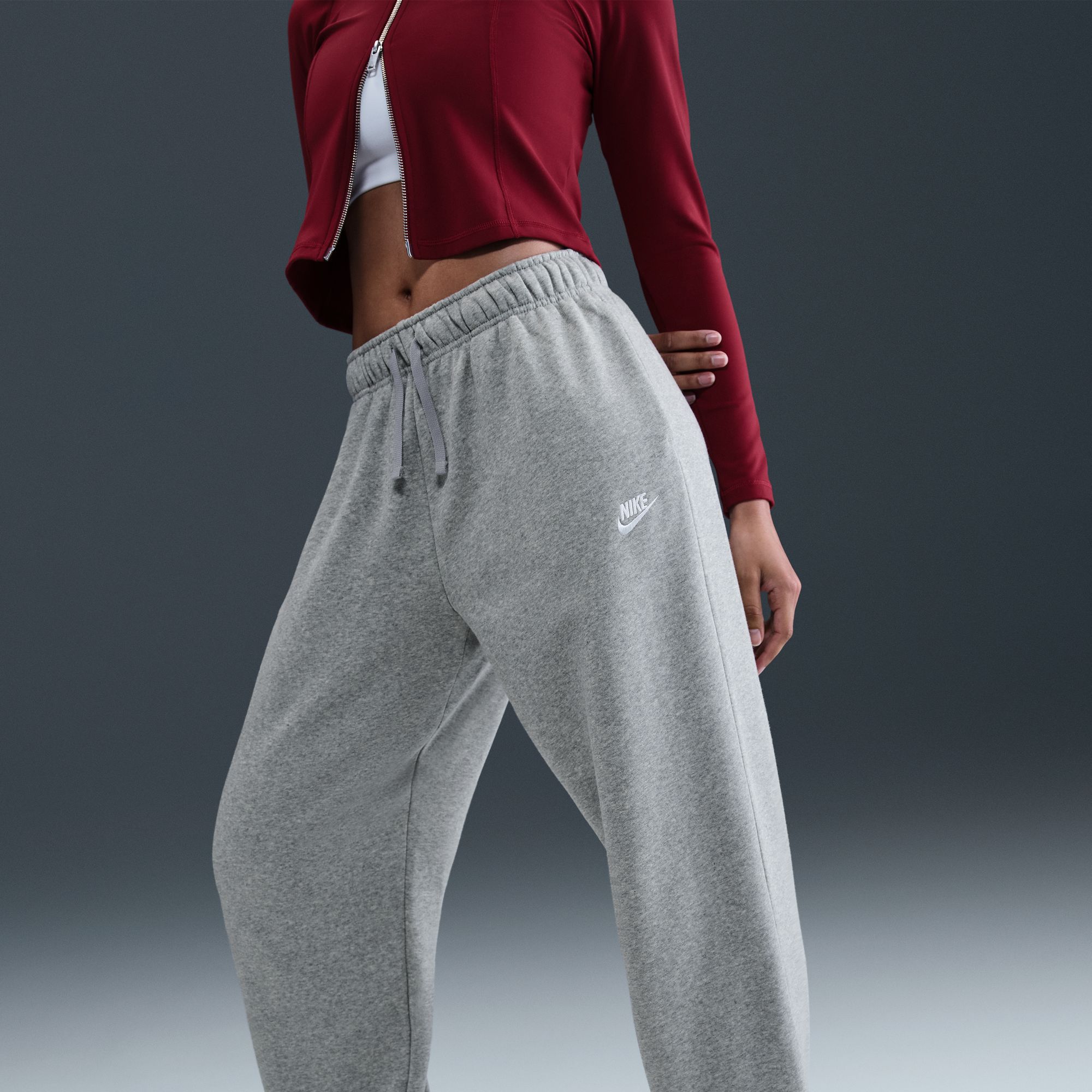Nike Women's Sportswear Club Fleece Mid-Rise Oversized Sweatpants product image
