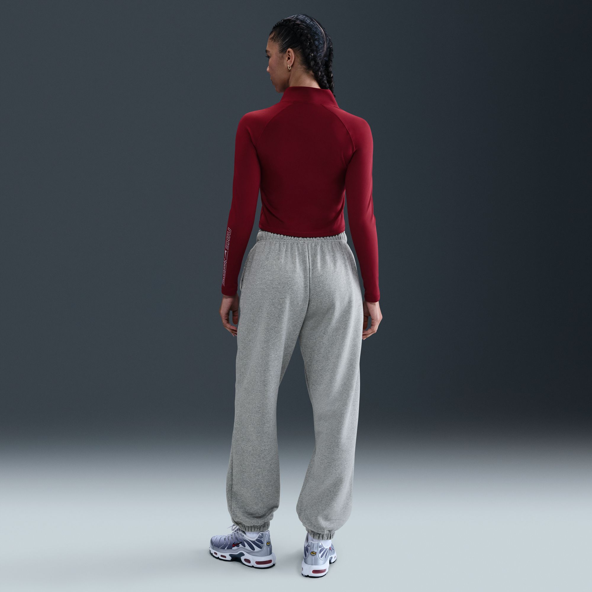 Nike Women's Sportswear Club Fleece Mid-Rise Oversized Sweatpants product image