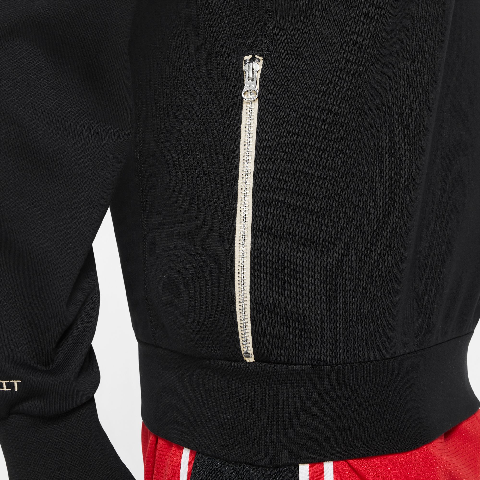 Nike Men's Standard Issue Crew Neck Long Sleeve Shirt product image